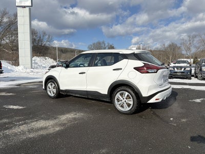2022 Nissan Kicks S