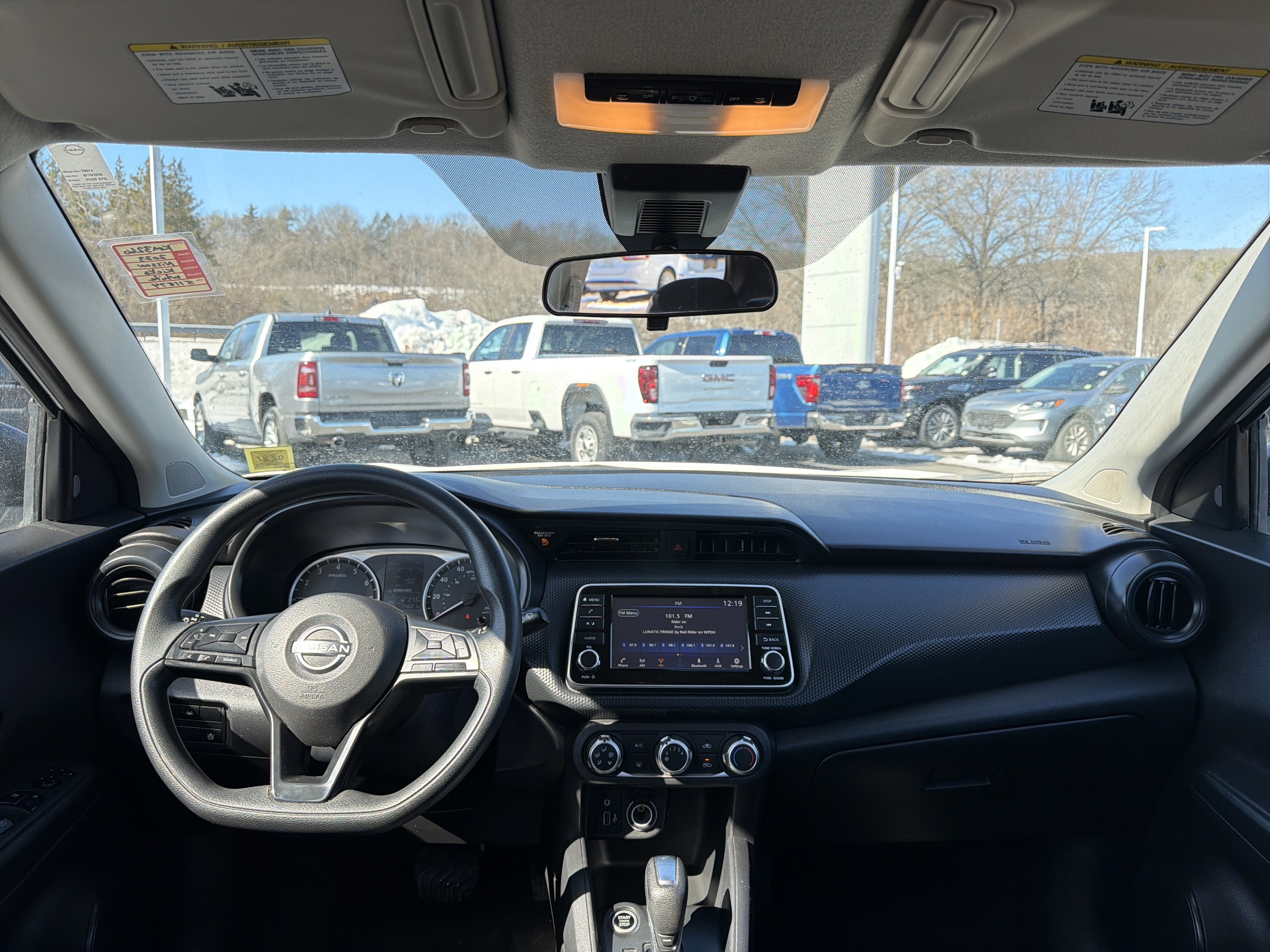2023 Nissan Kicks S