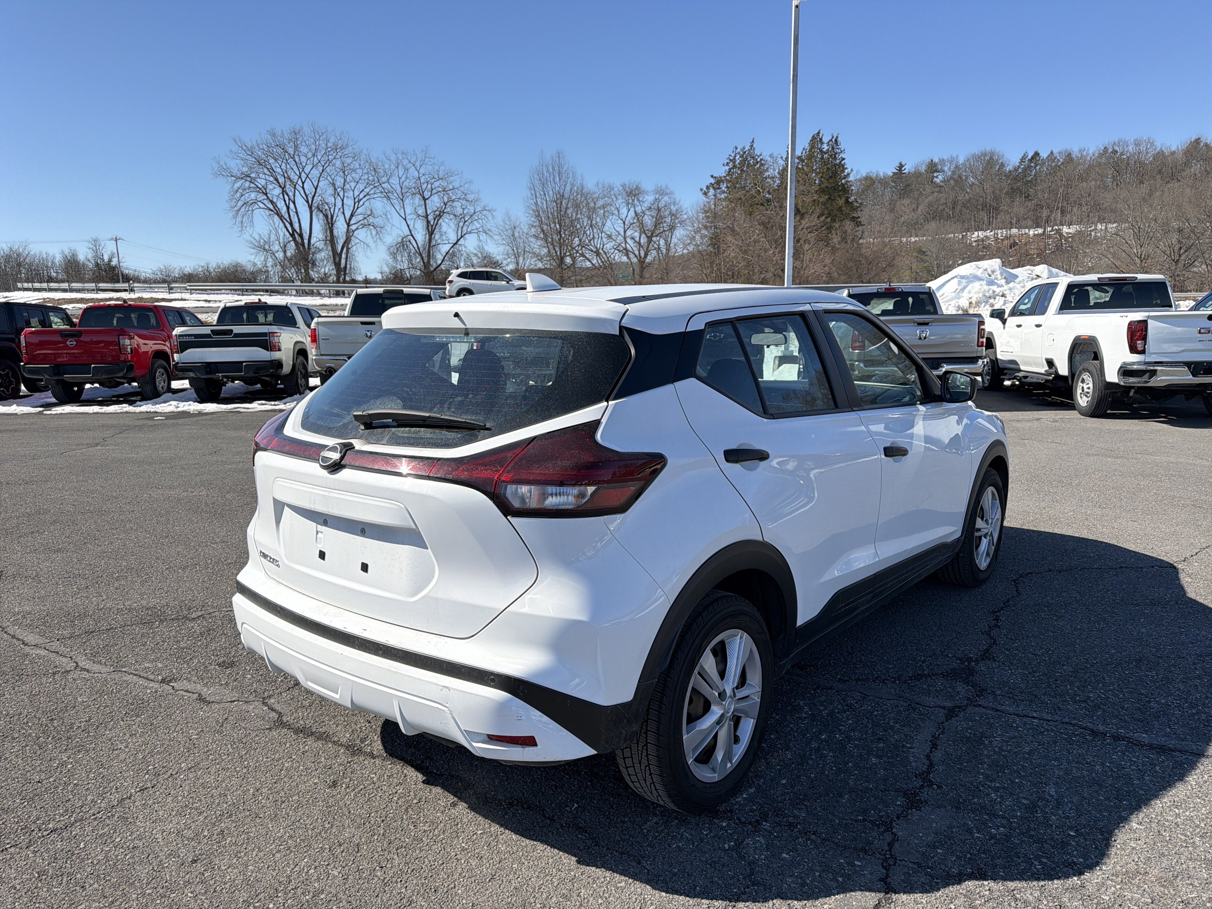 2023 Nissan Kicks S