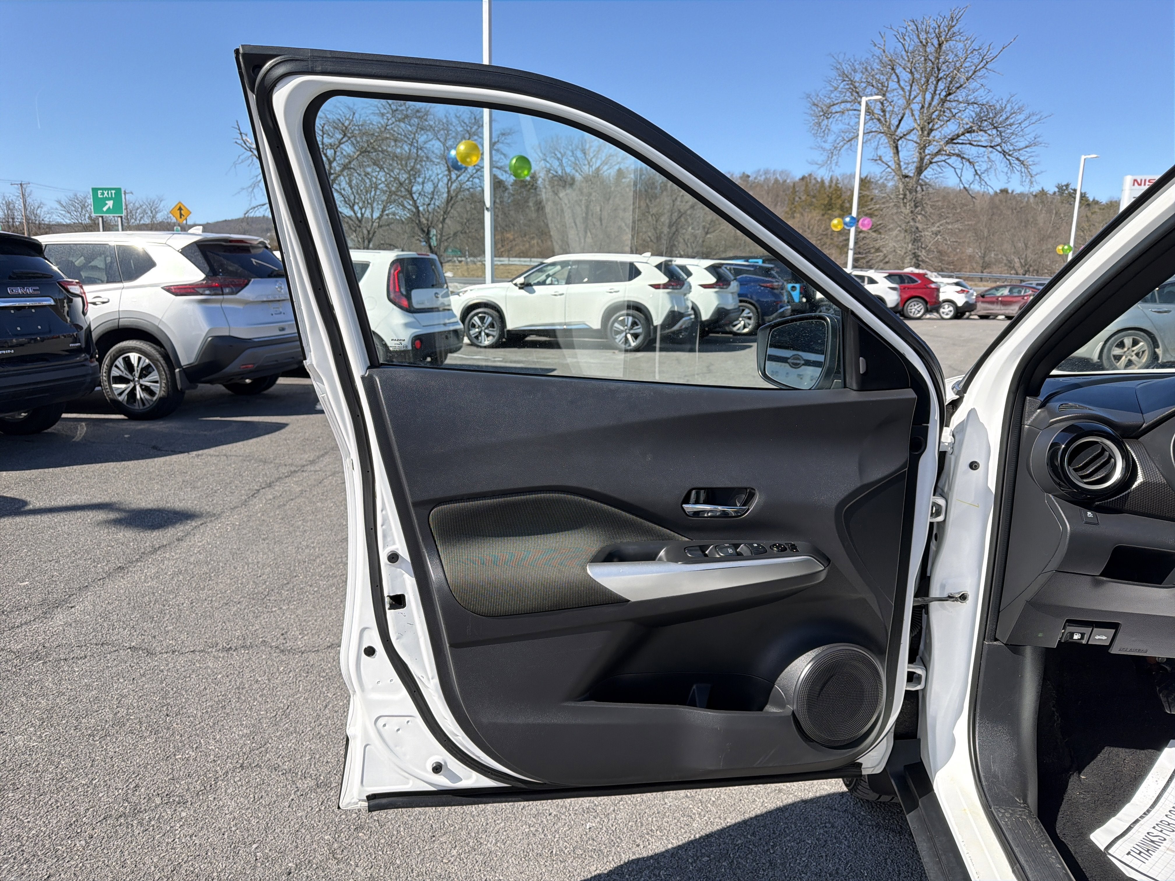 2019 Nissan Kicks SV