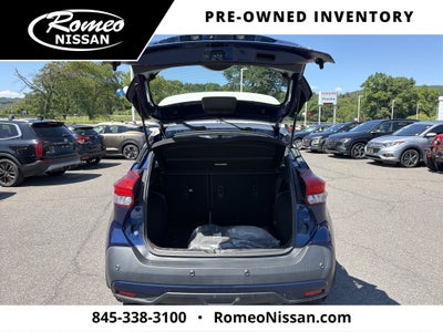 2020 Nissan Kicks SR