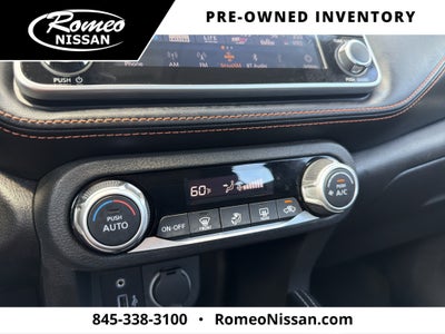 2020 Nissan Kicks SR
