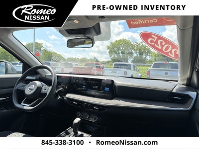 2025 Nissan Kicks SV