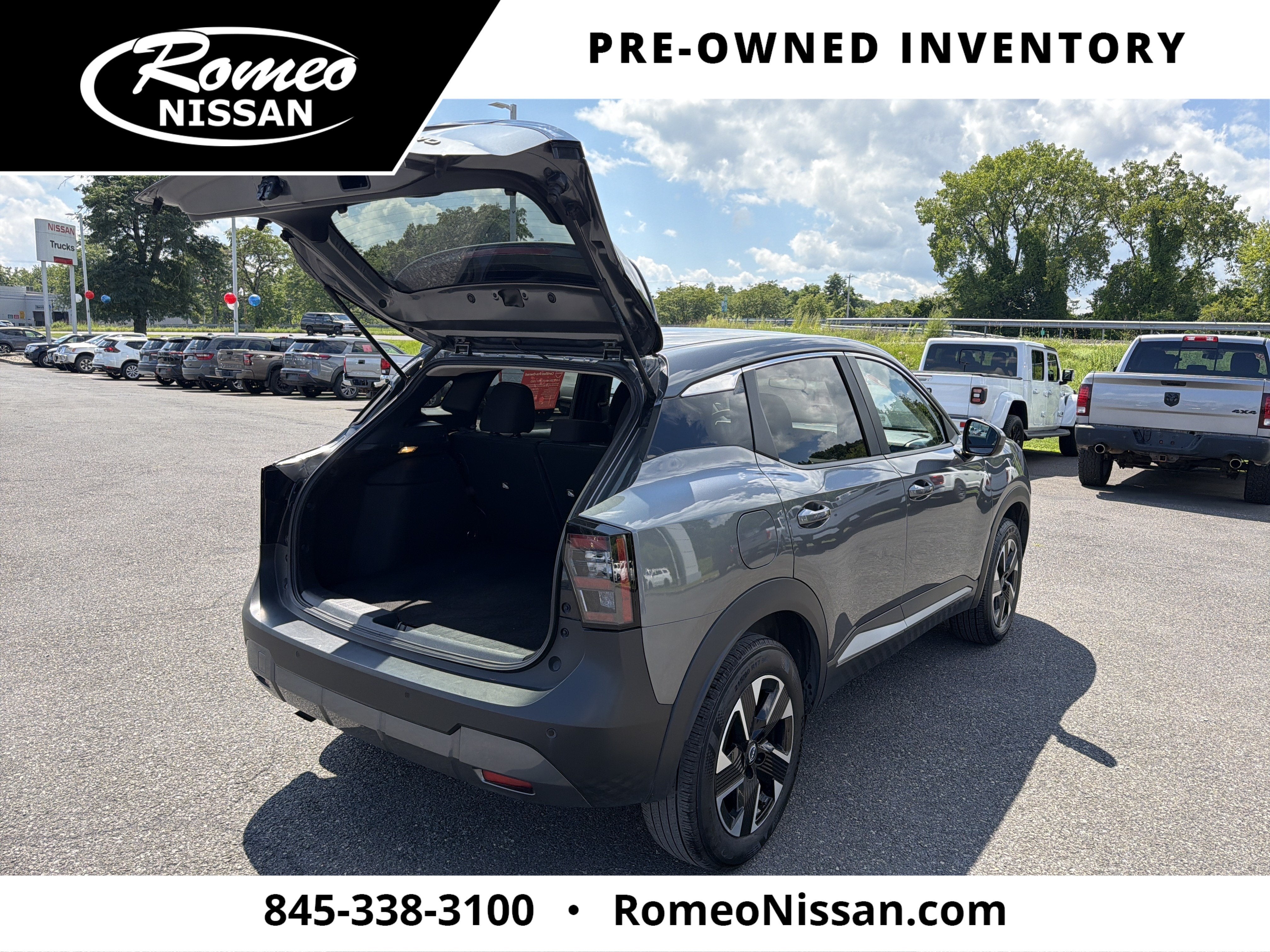 2025 Nissan Kicks SV