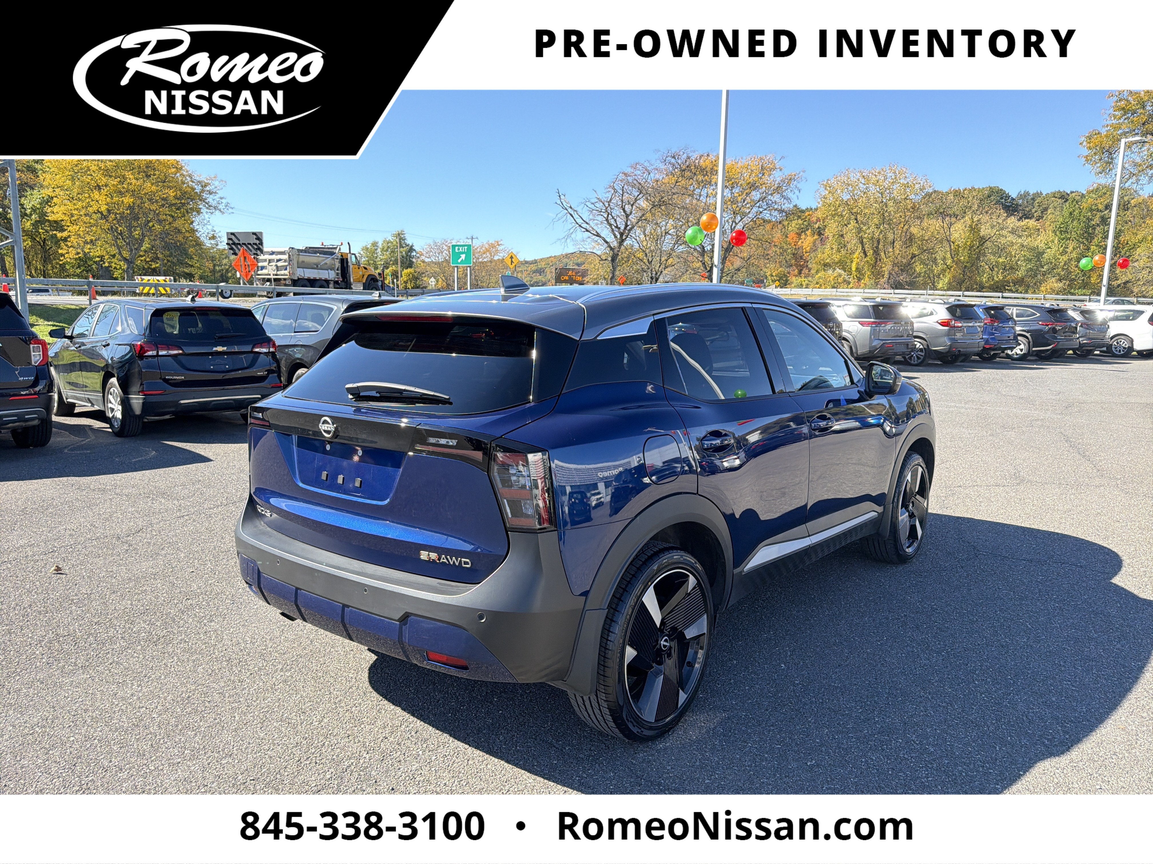 2025 Nissan Kicks SR