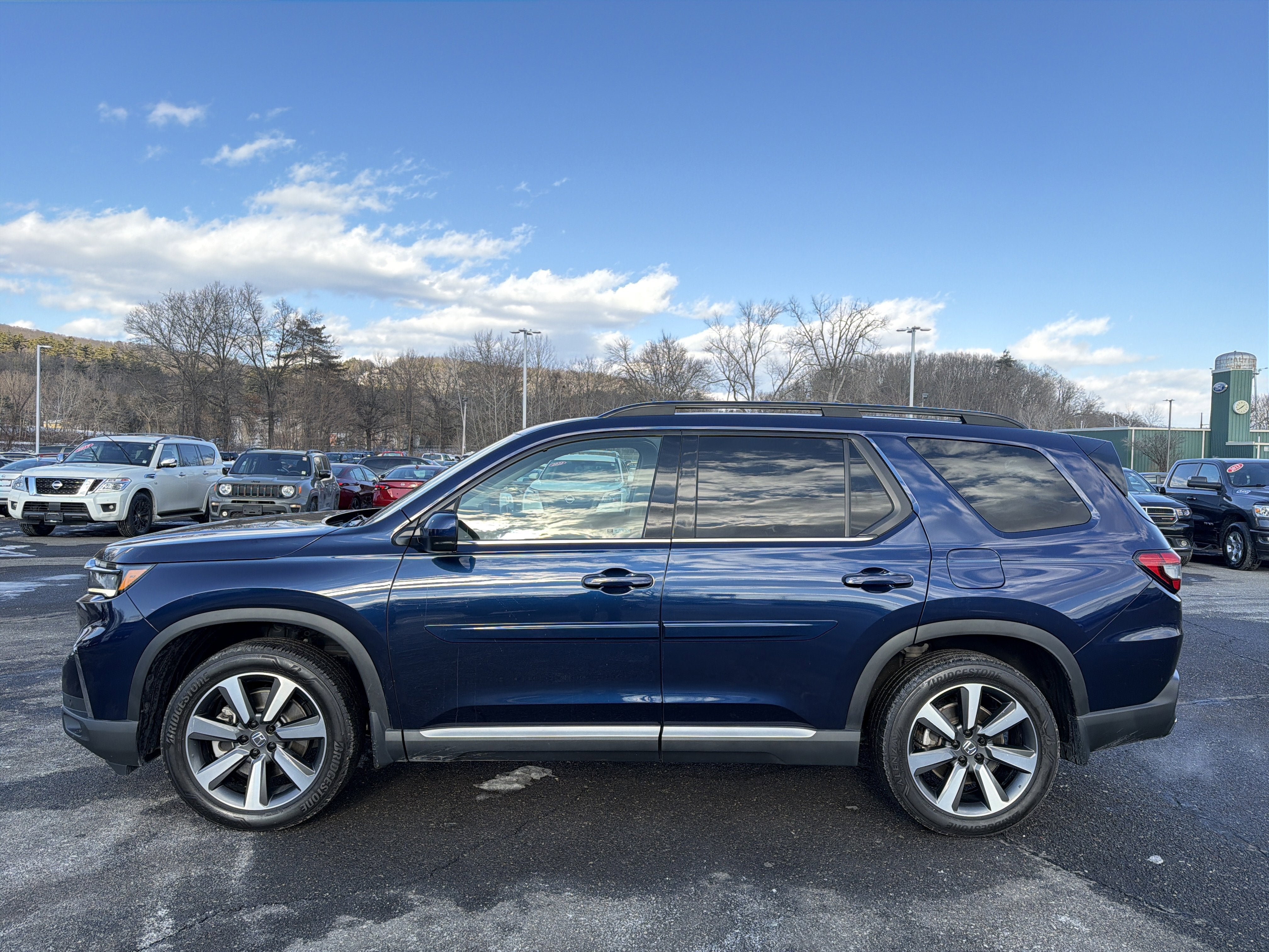 2023 Honda Pilot Touring