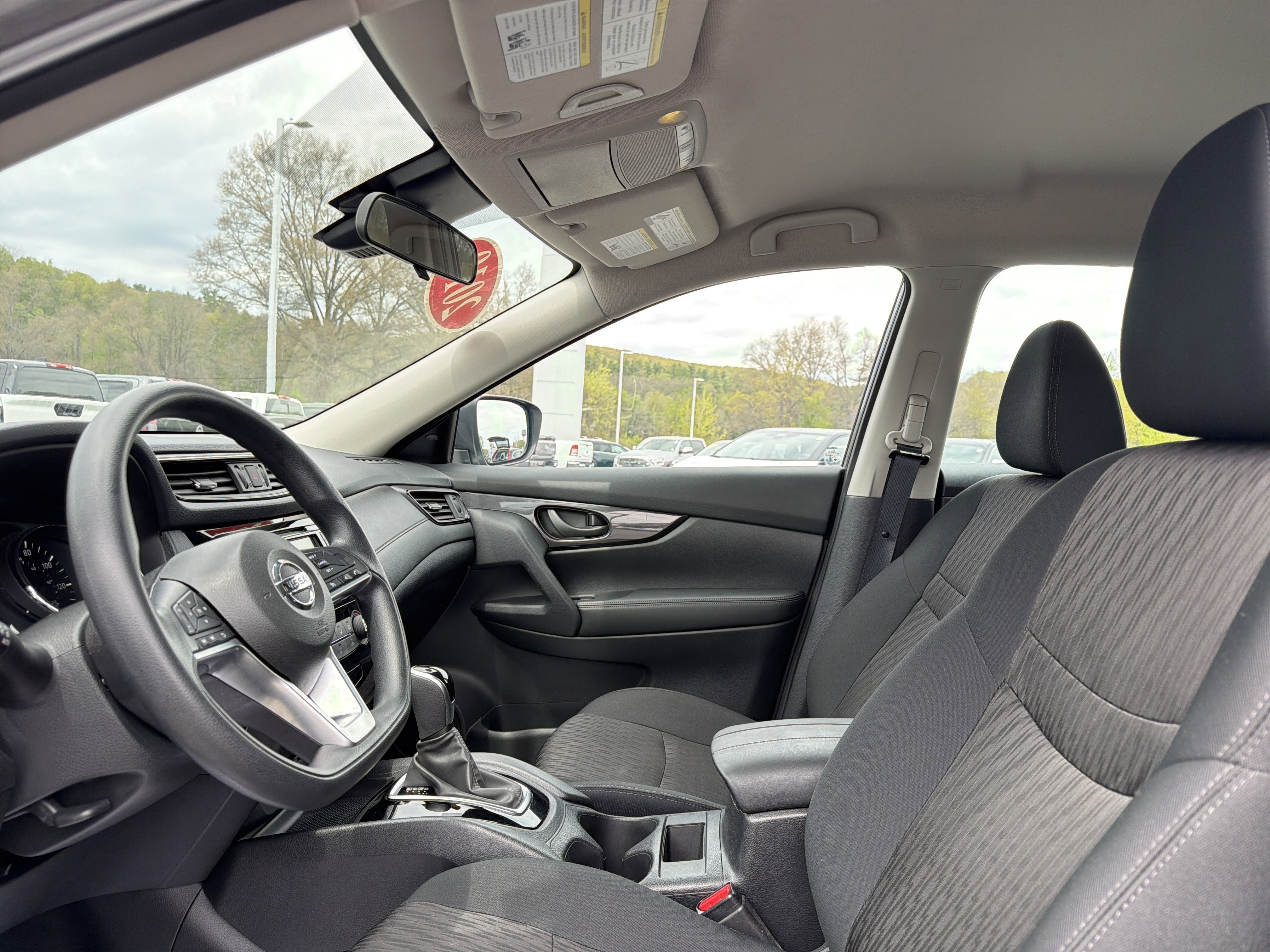 2019 Nissan Rogue S