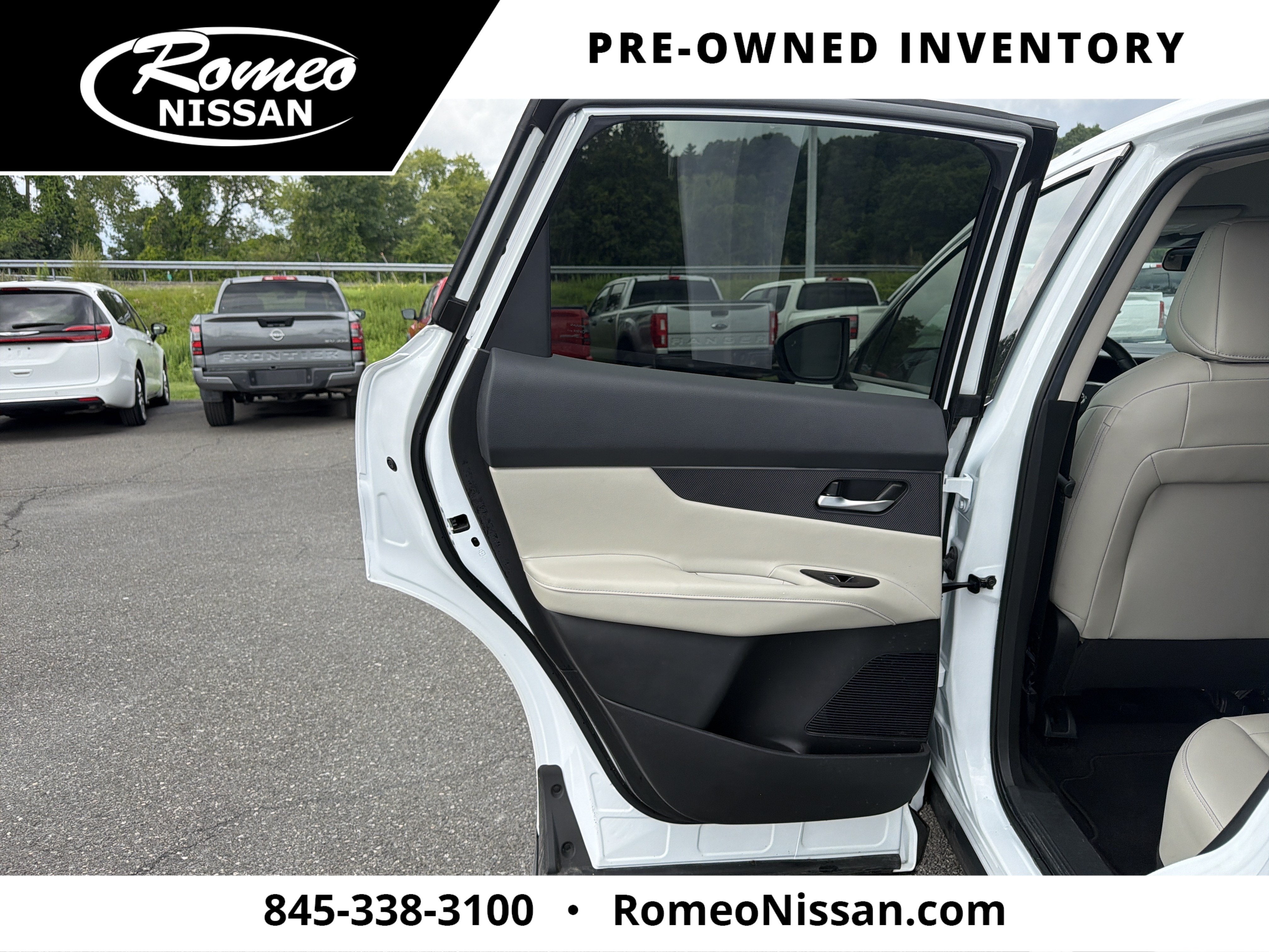 2025 Nissan Murano SV