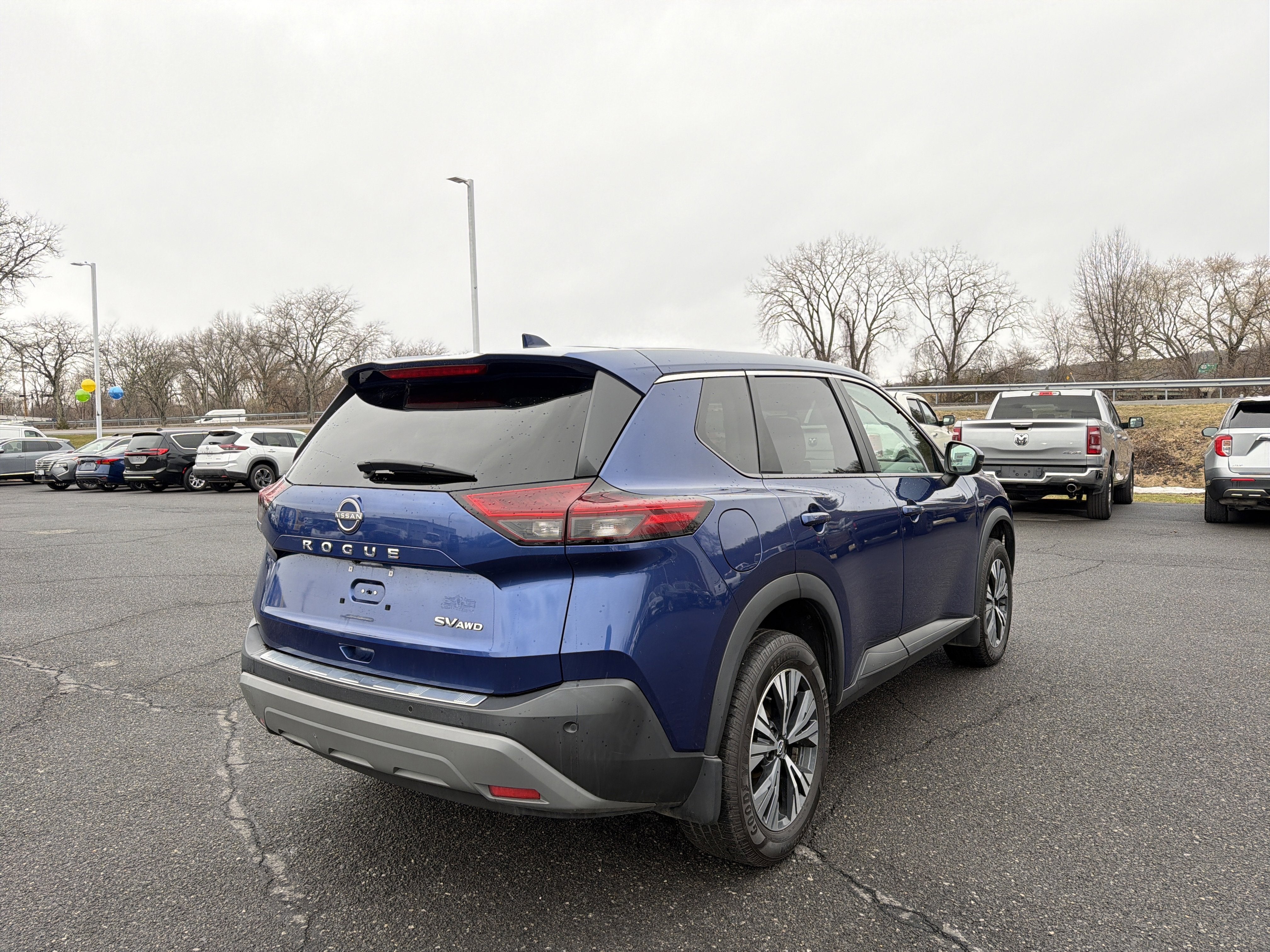 2022 Nissan Rogue SV