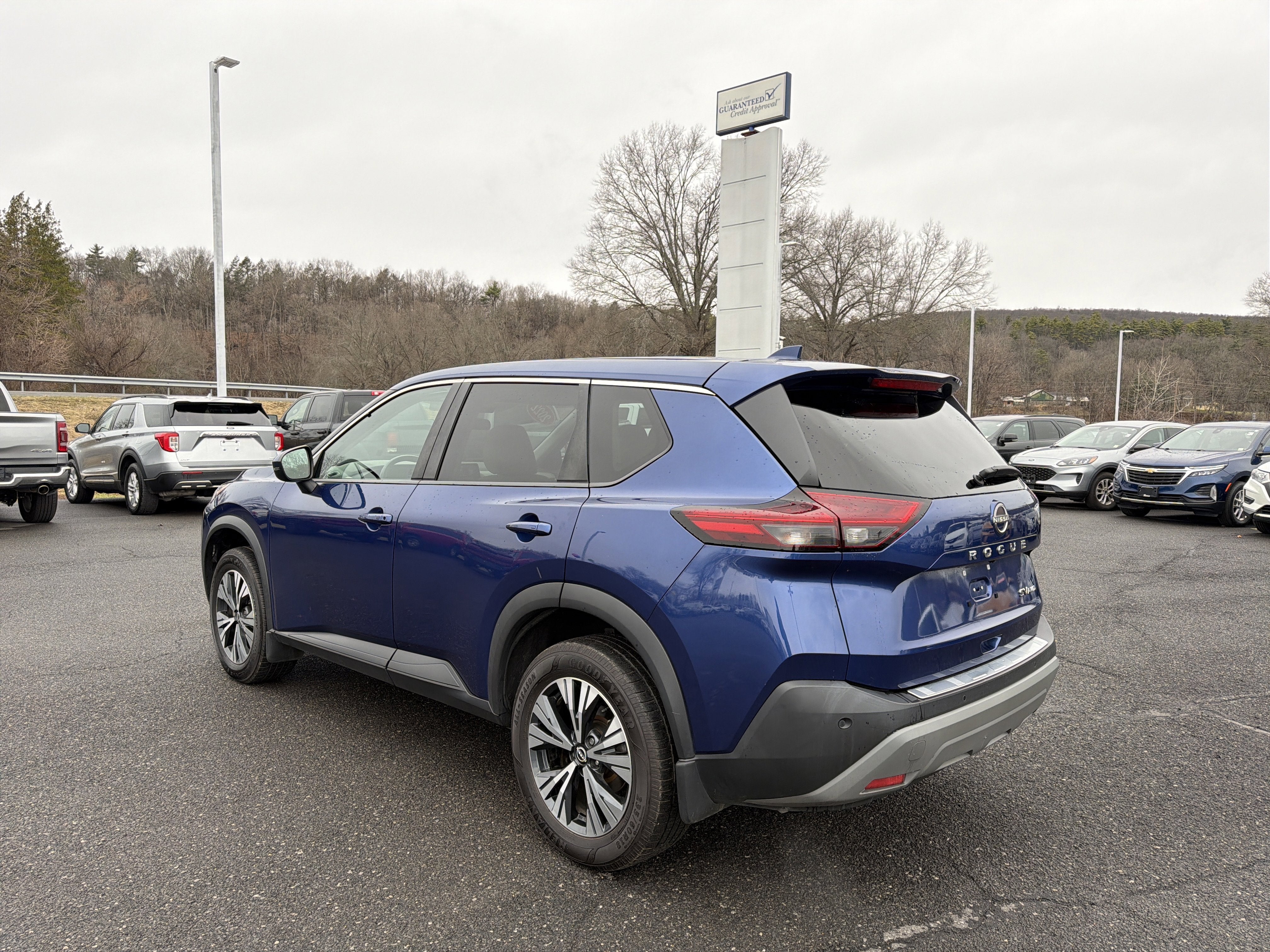 2022 Nissan Rogue SV