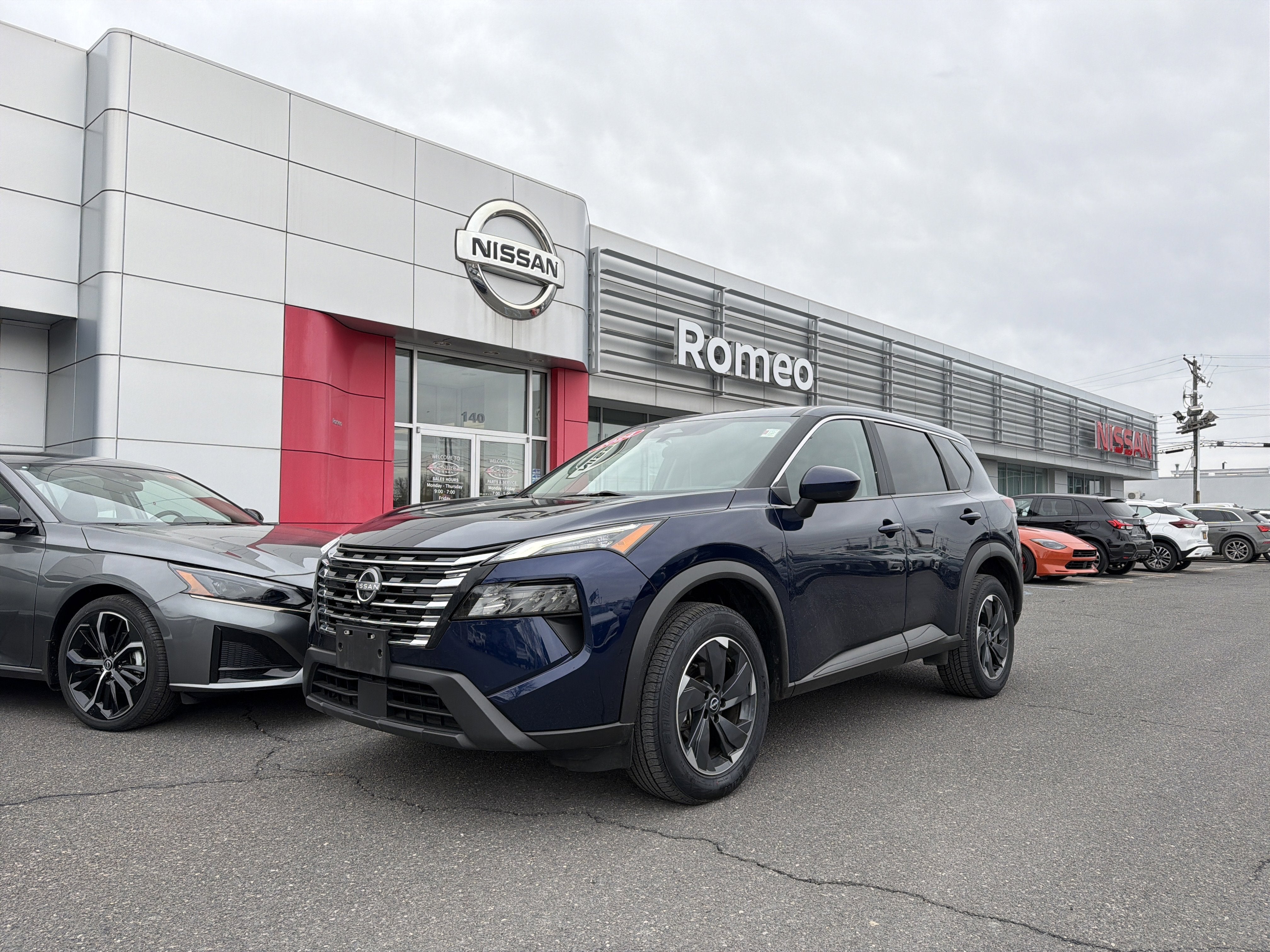 2024 Nissan Rogue SV