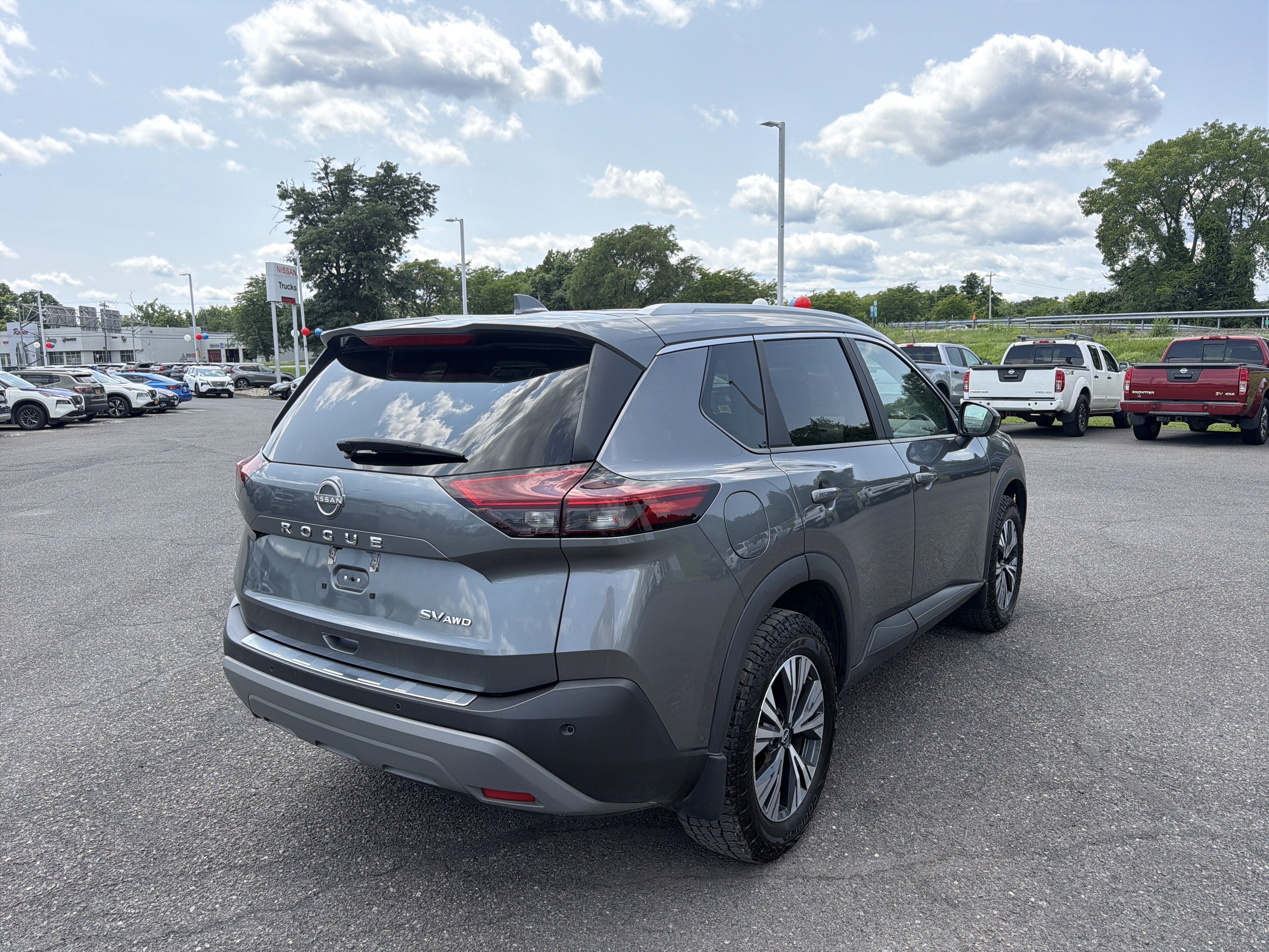 2023 Nissan Rogue SV