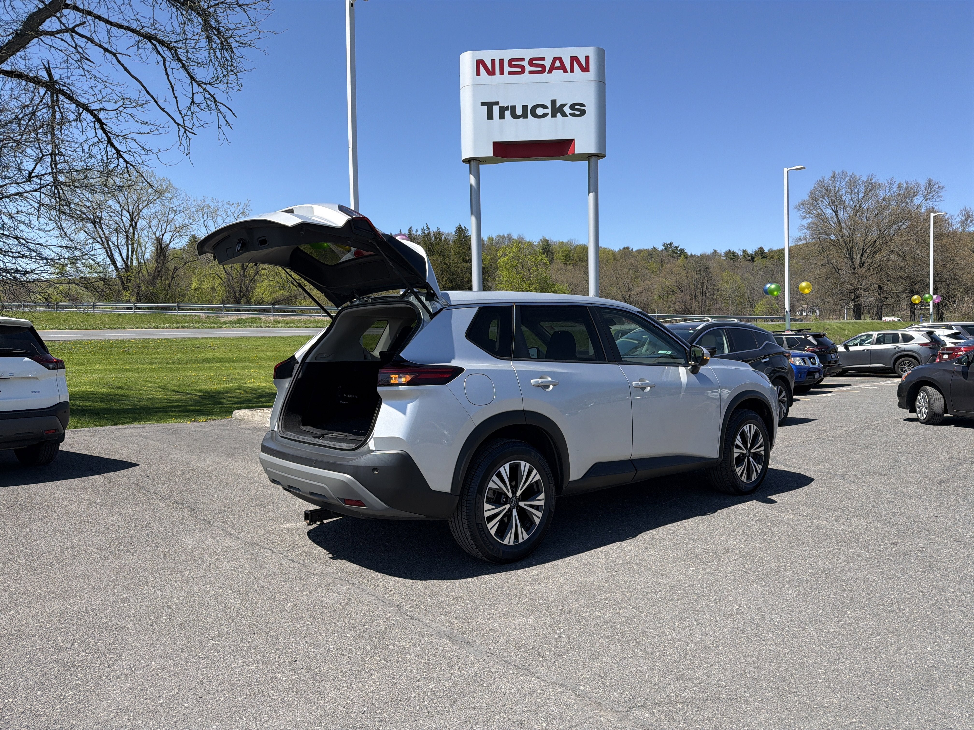 2022 Nissan Rogue SV