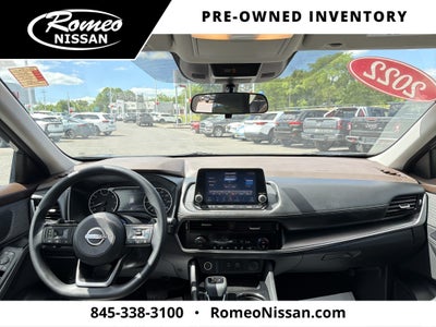 2022 Nissan Rogue SV