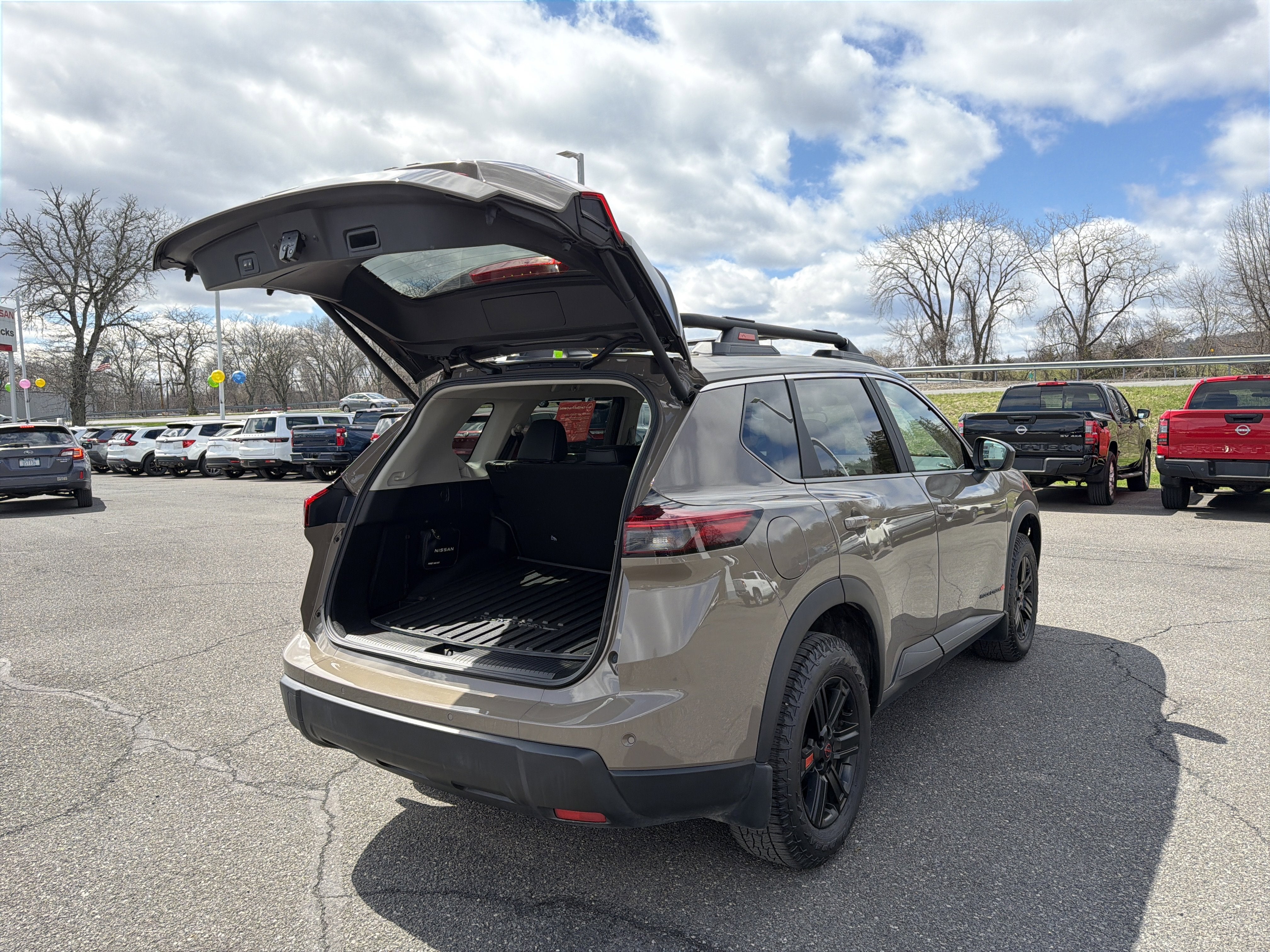 2026 Nissan Rogue Rock Creek