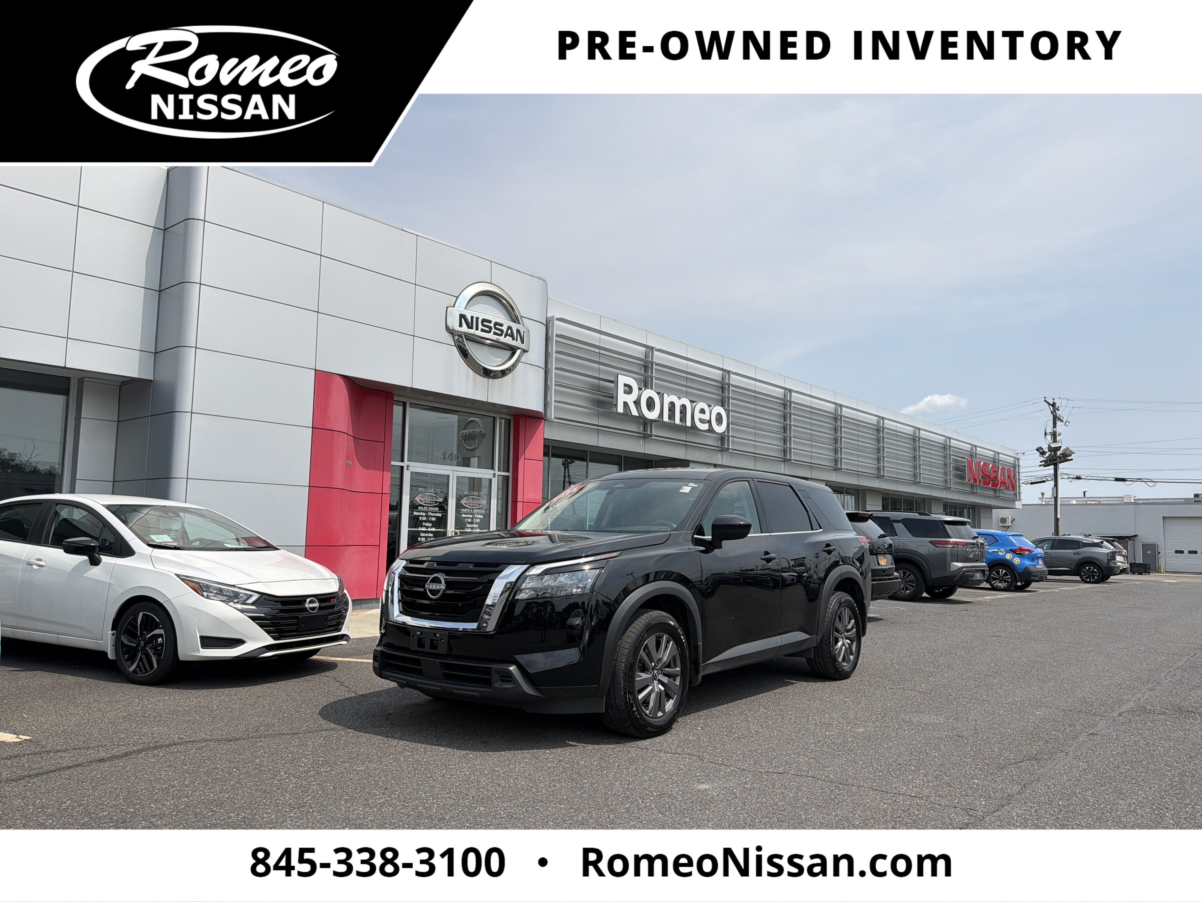 2025 Nissan Pathfinder S