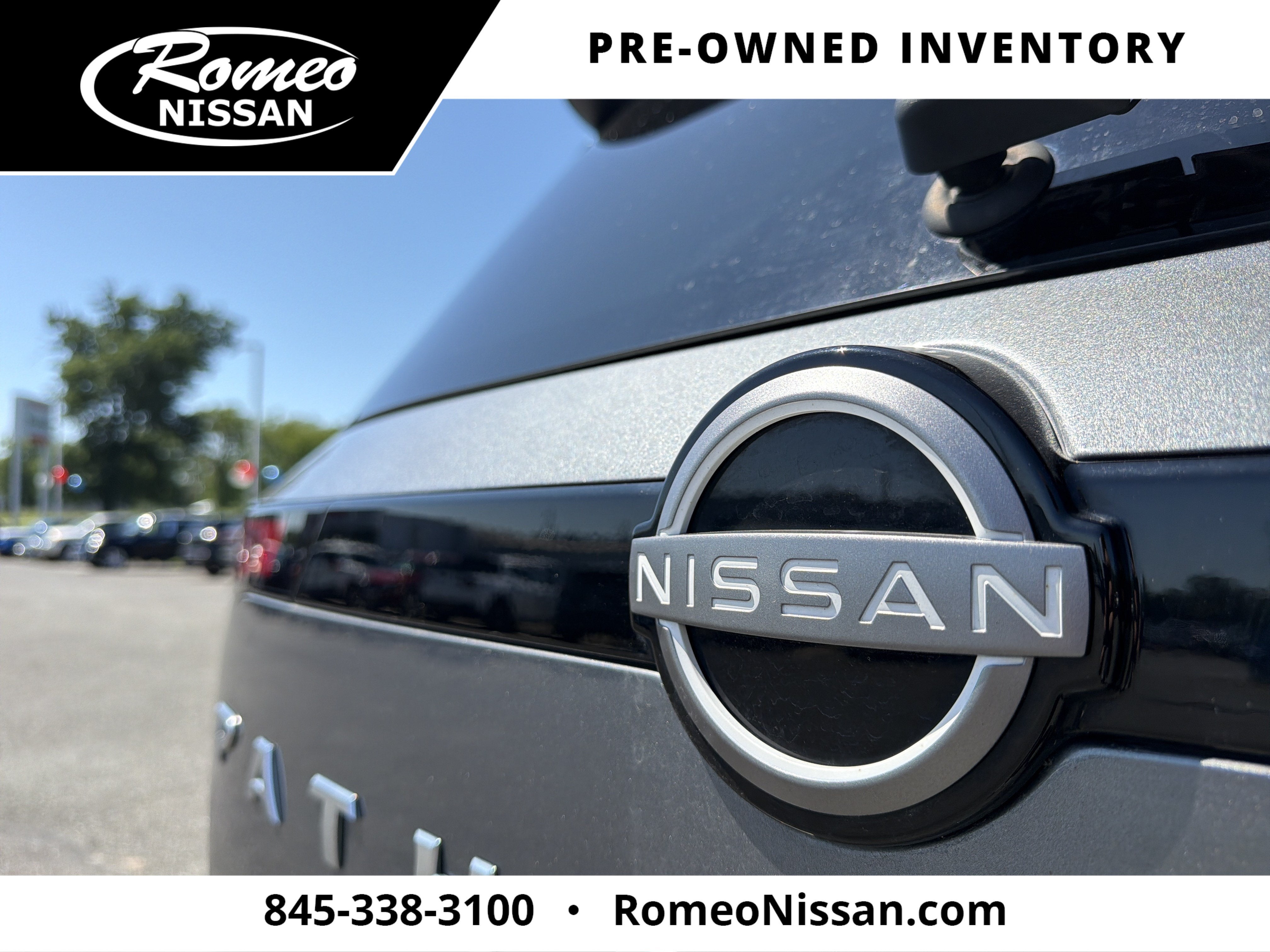 2024 Nissan Pathfinder SV