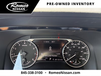 2024 Nissan Pathfinder SV