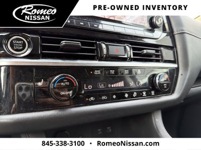 2022 Nissan Pathfinder SL