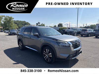 2023 Nissan Pathfinder Platinum