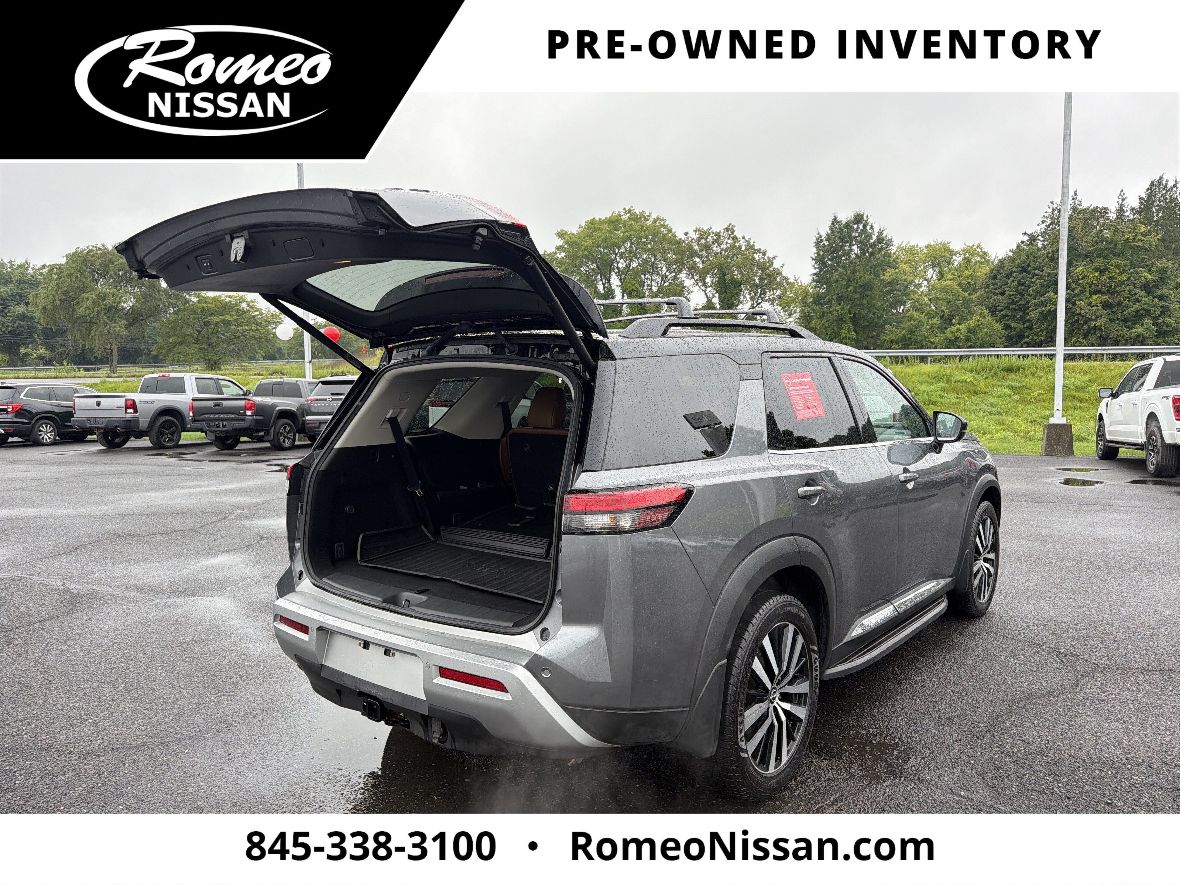 2023 Nissan Pathfinder Platinum