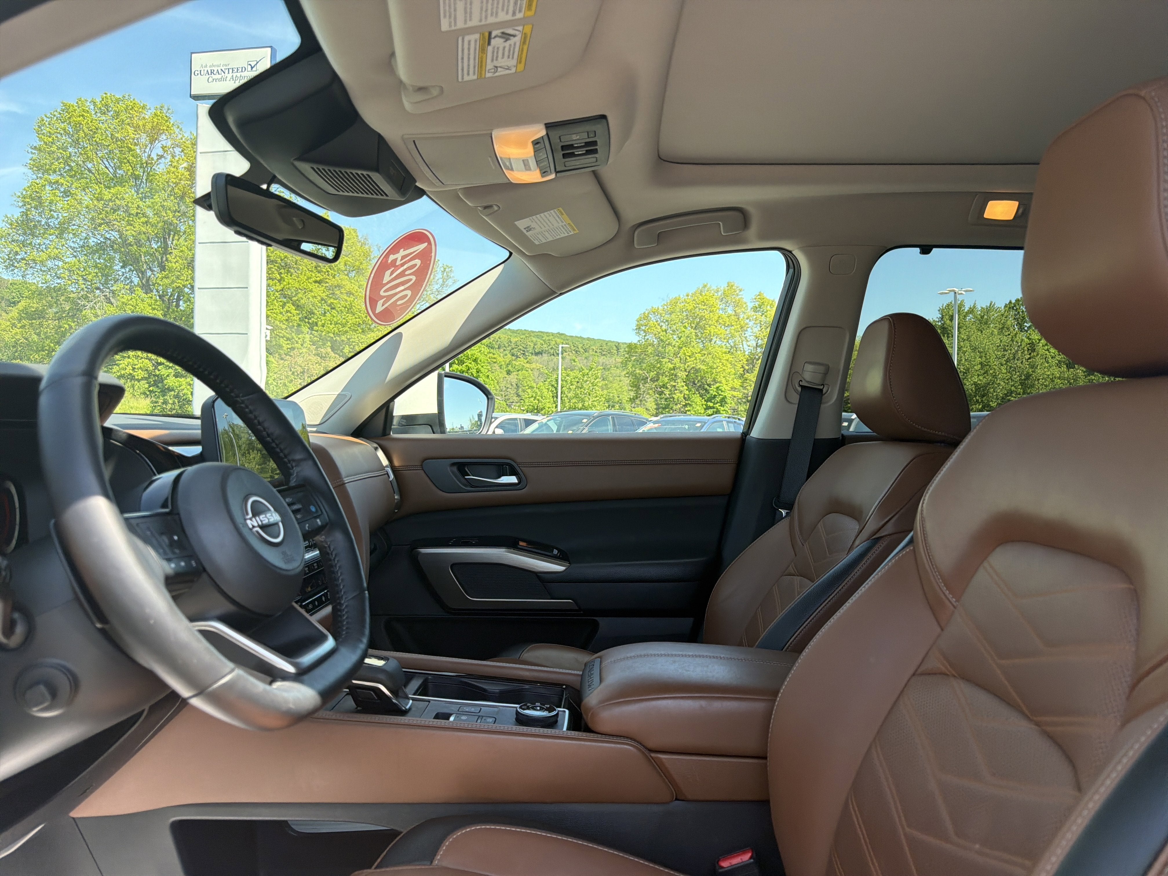 2024 Nissan Pathfinder Platinum