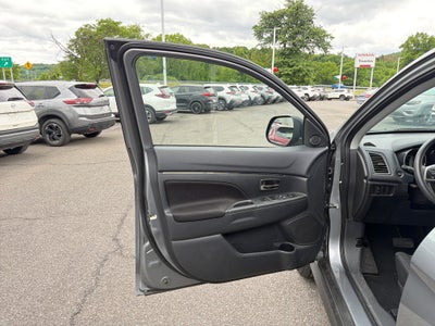 2024 Mitsubishi Outlander Sport 2.0 ES