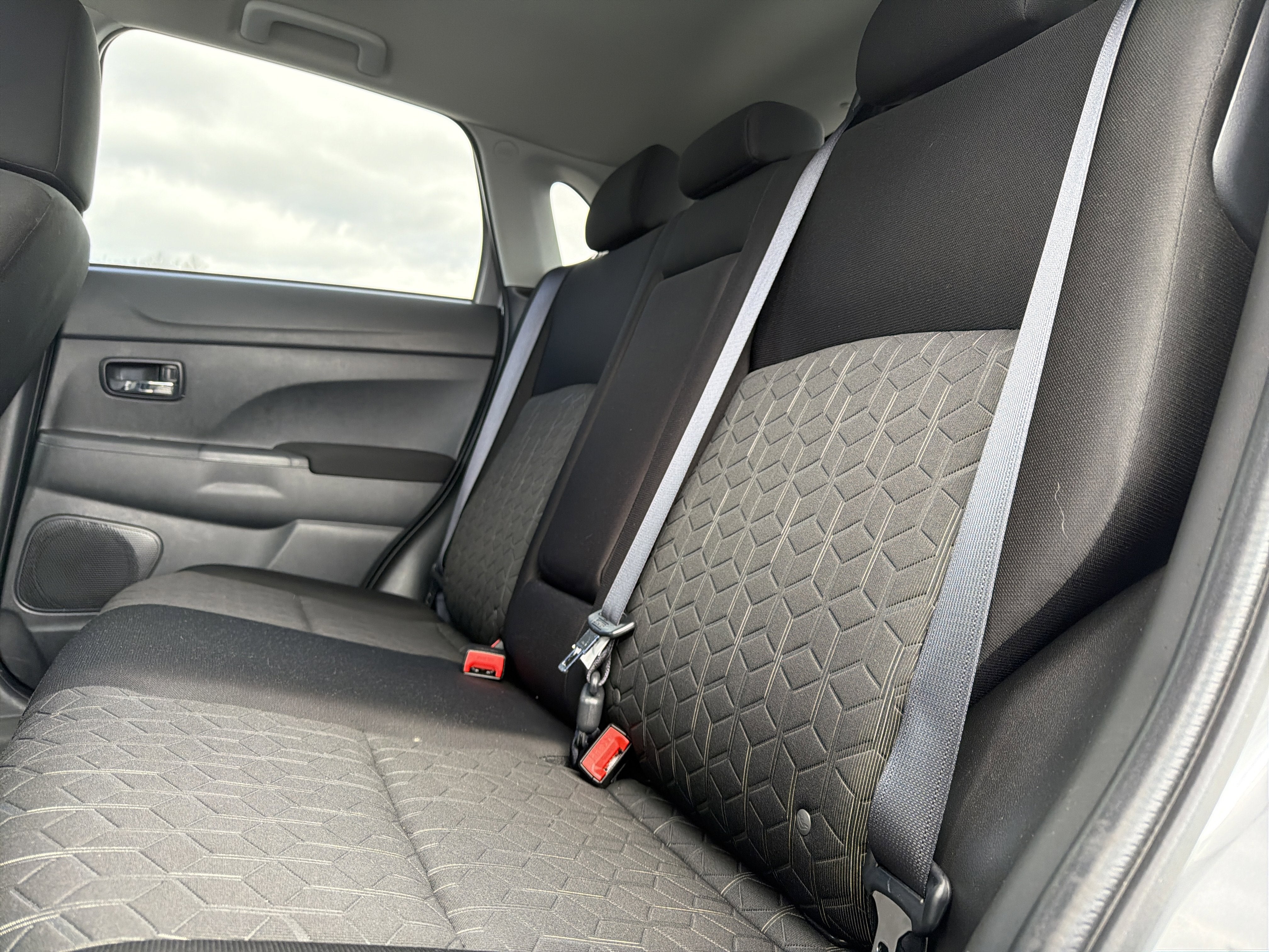 2025 Mitsubishi Outlander Sport 2.0 ES