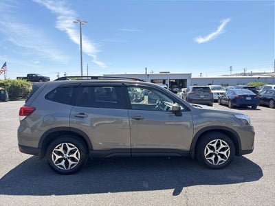 2021 Subaru Forester Premium