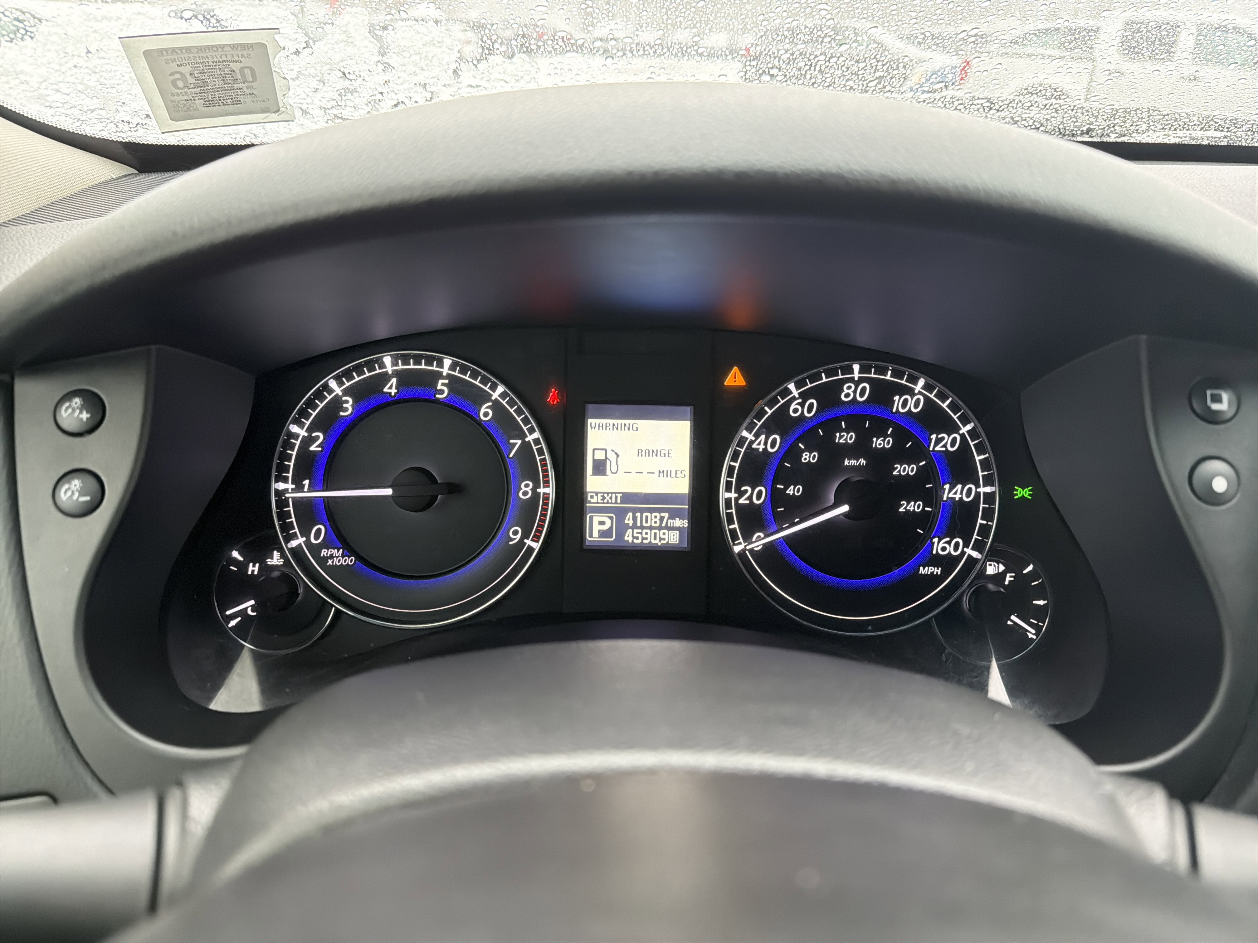 2016 INFINITI QX50 Base