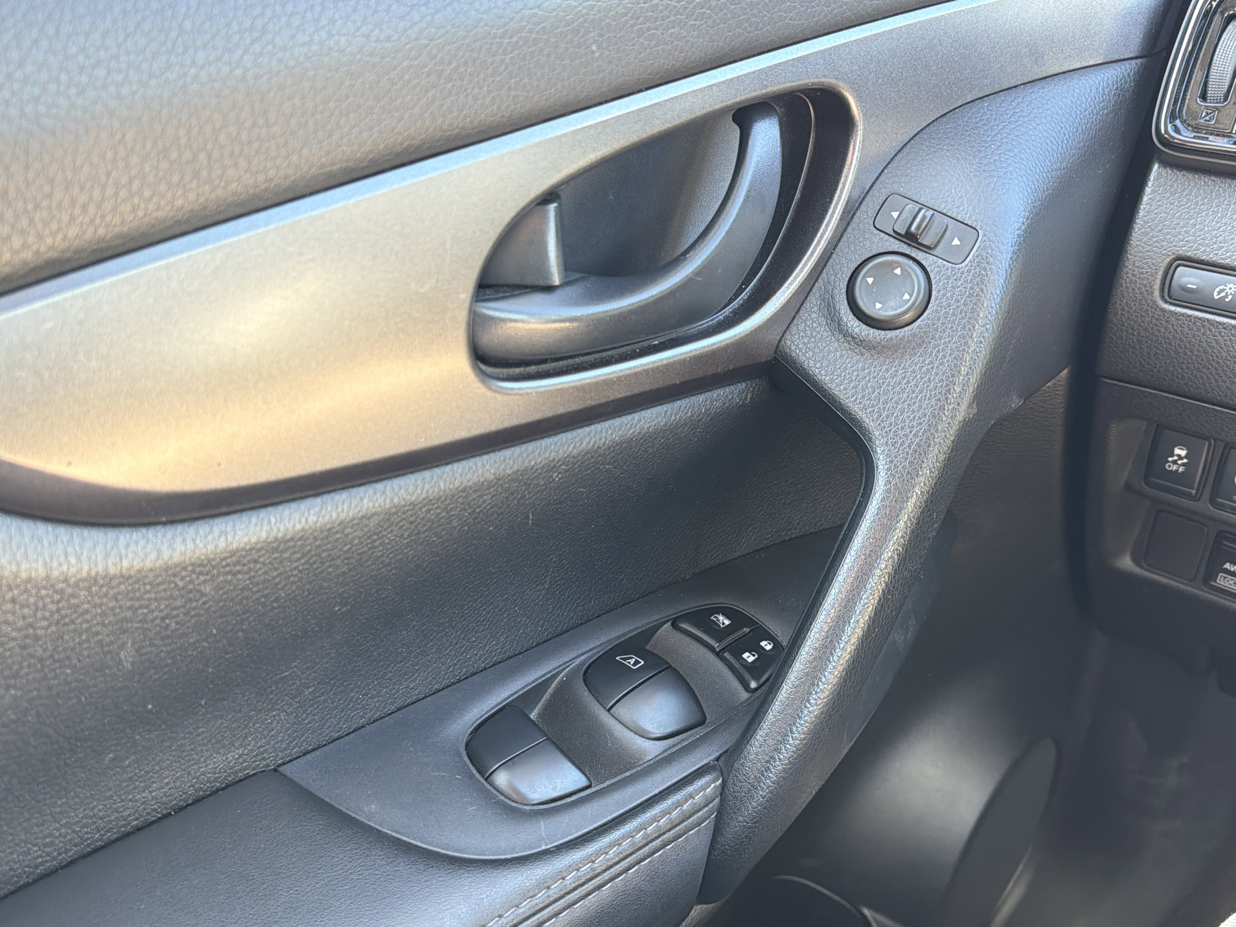 2022 Nissan Rogue Sport S