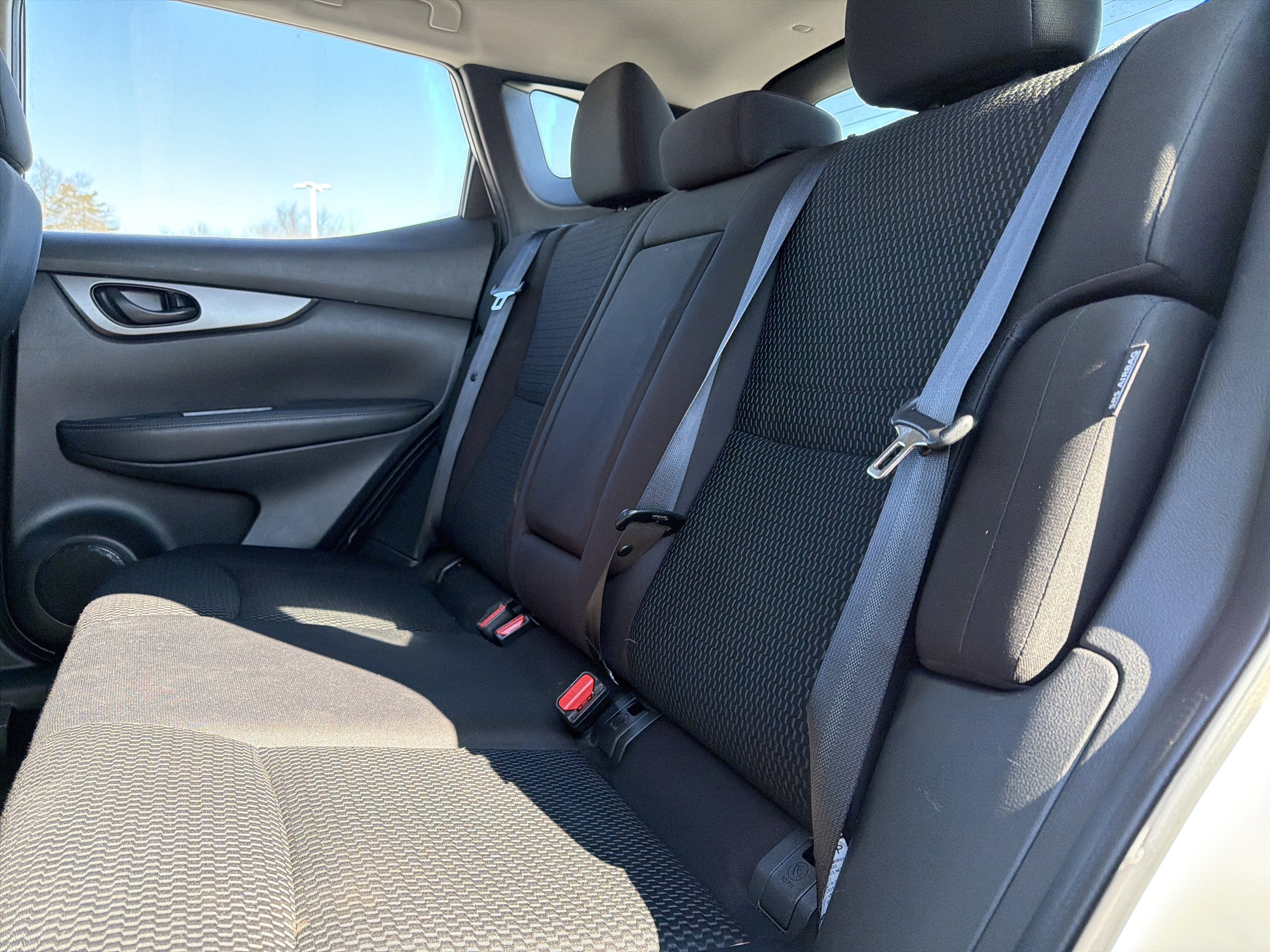 2022 Nissan Rogue Sport S