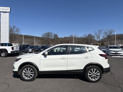 2022 Nissan Rogue Sport S