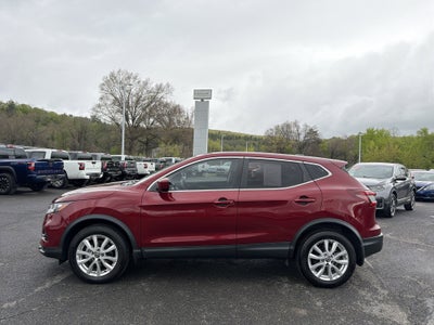 2022 Nissan Rogue Sport S