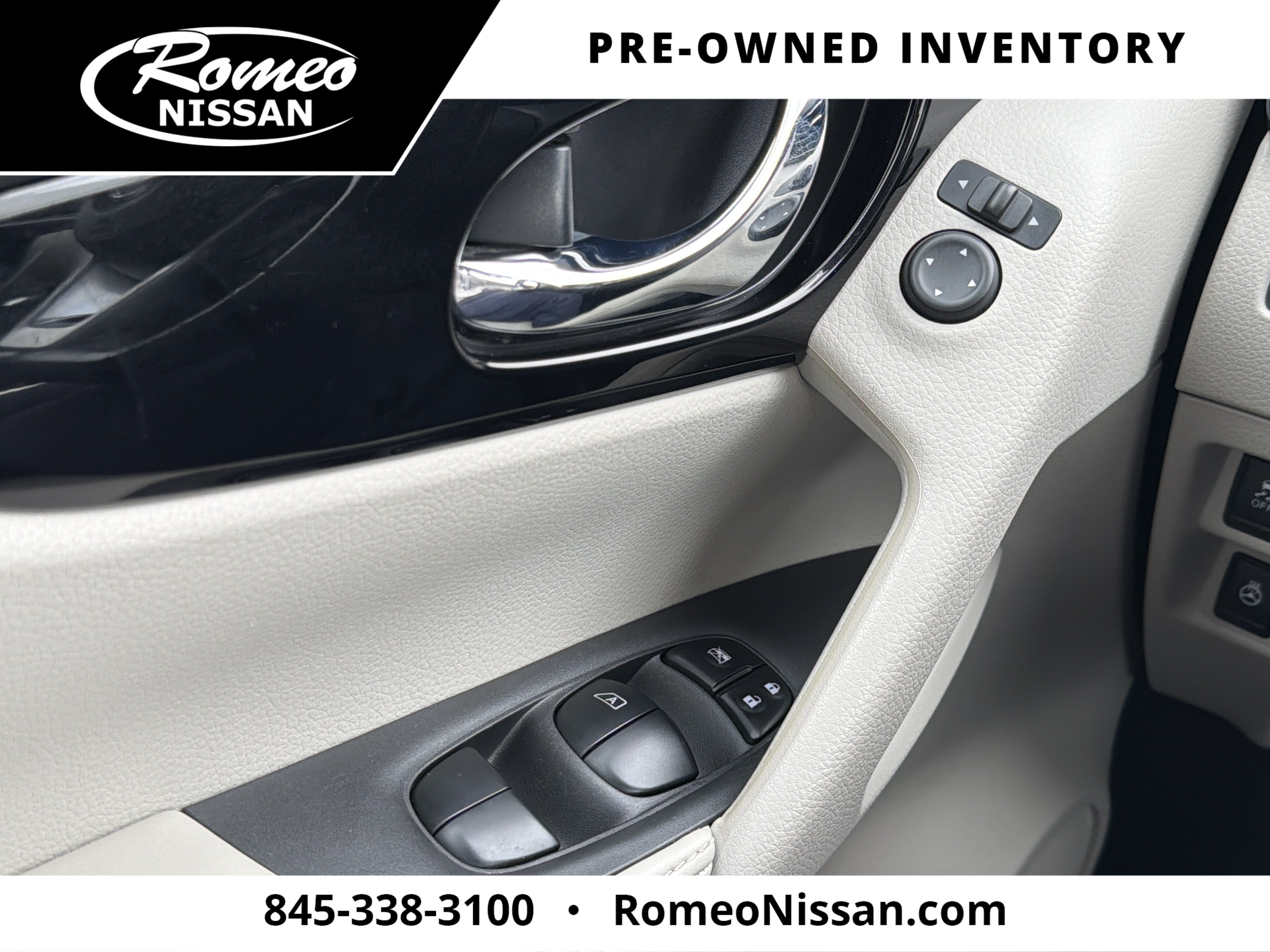 2021 Nissan Rogue Sport SV