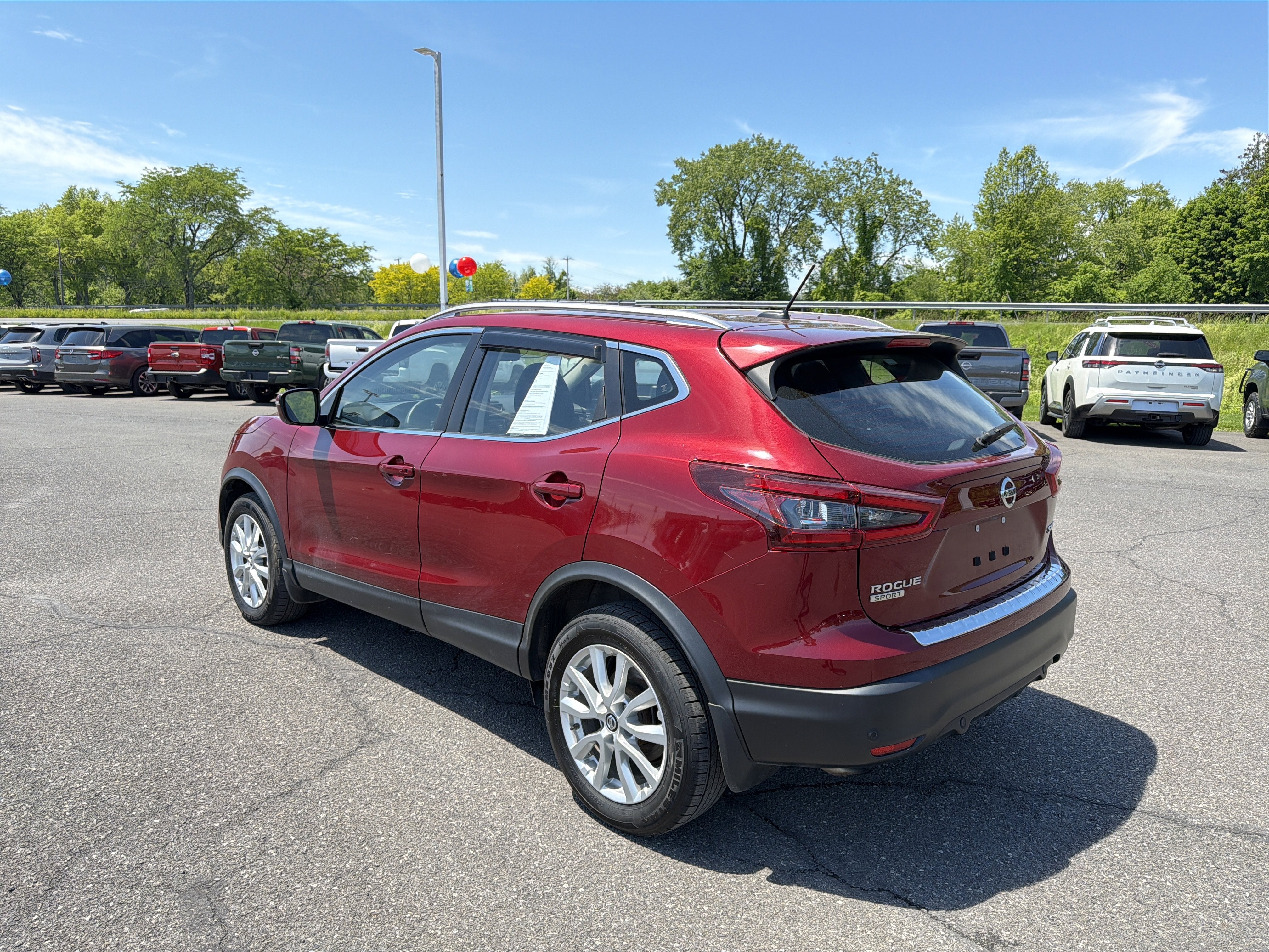2020 Nissan Rogue Sport SV