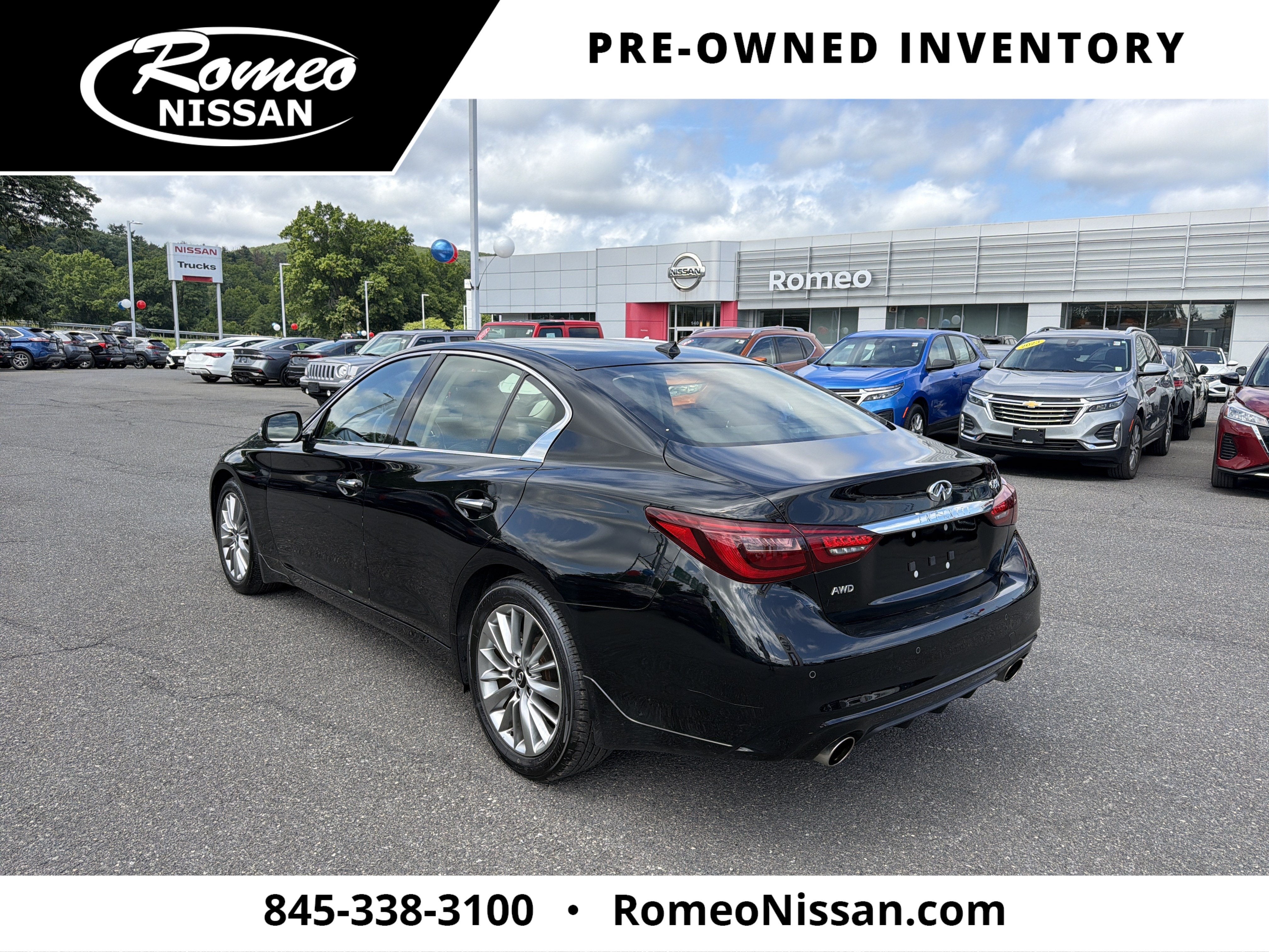2023 INFINITI Q50 LUXE
