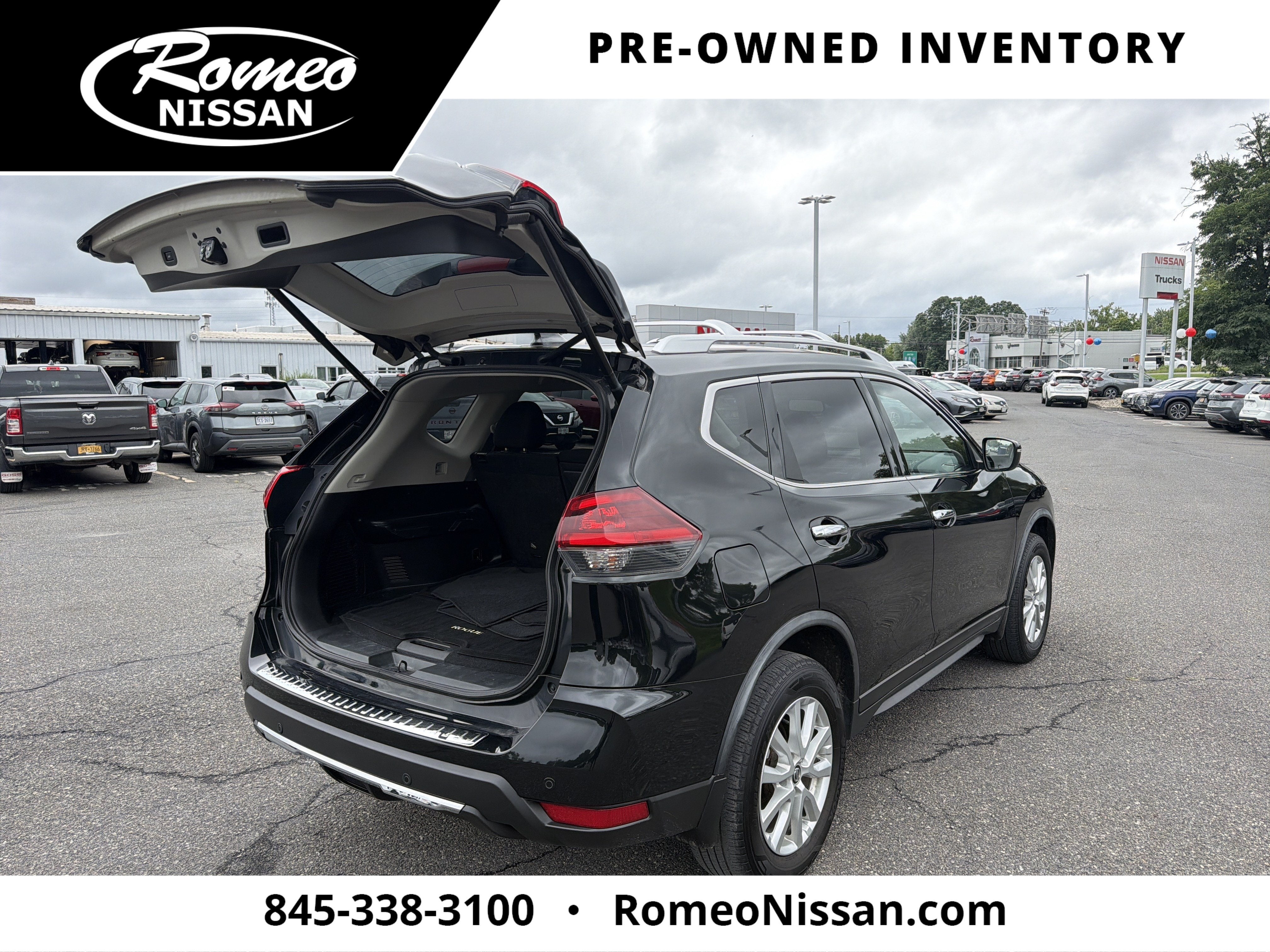 2020 Nissan Rogue SV