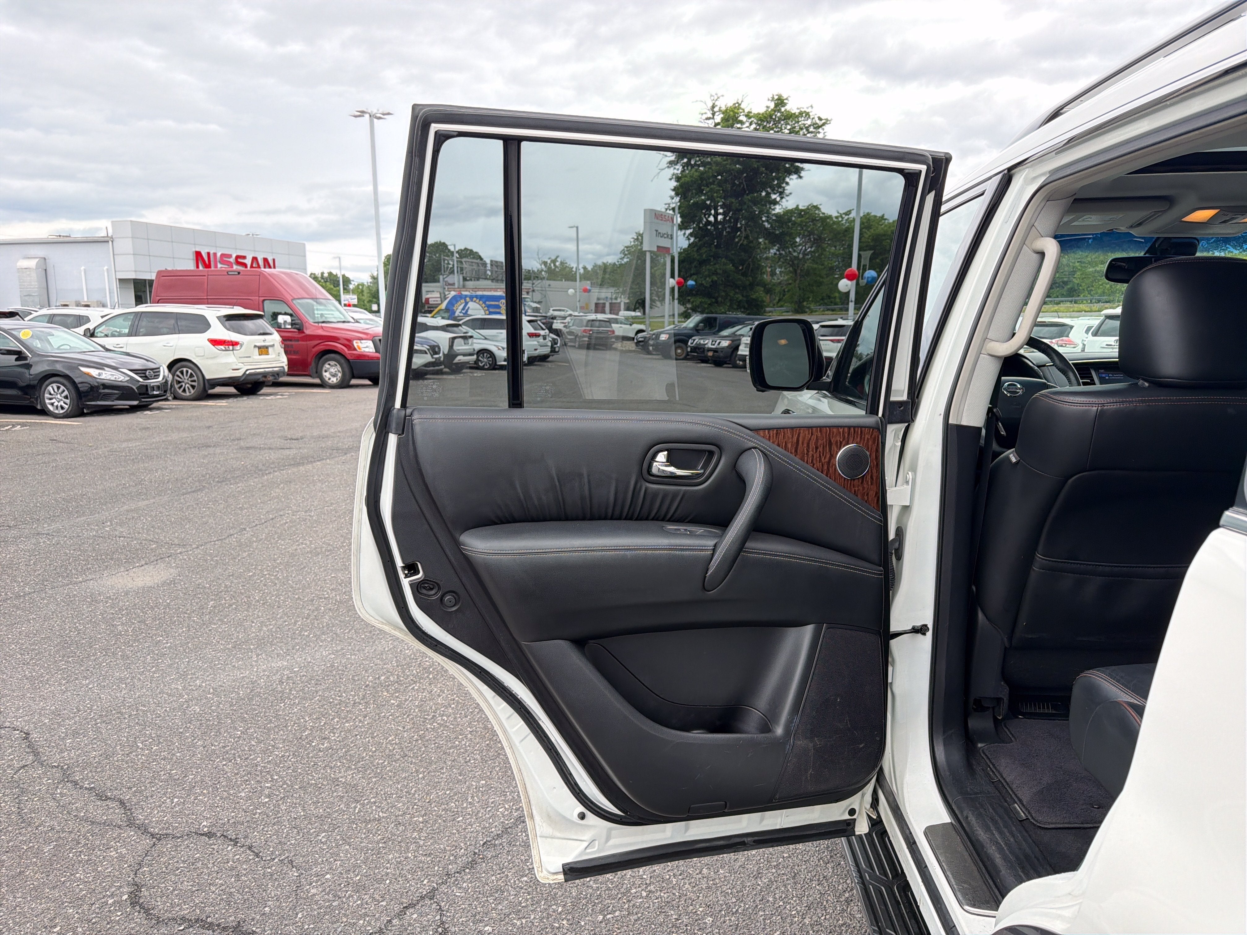 2017 Nissan Armada SL