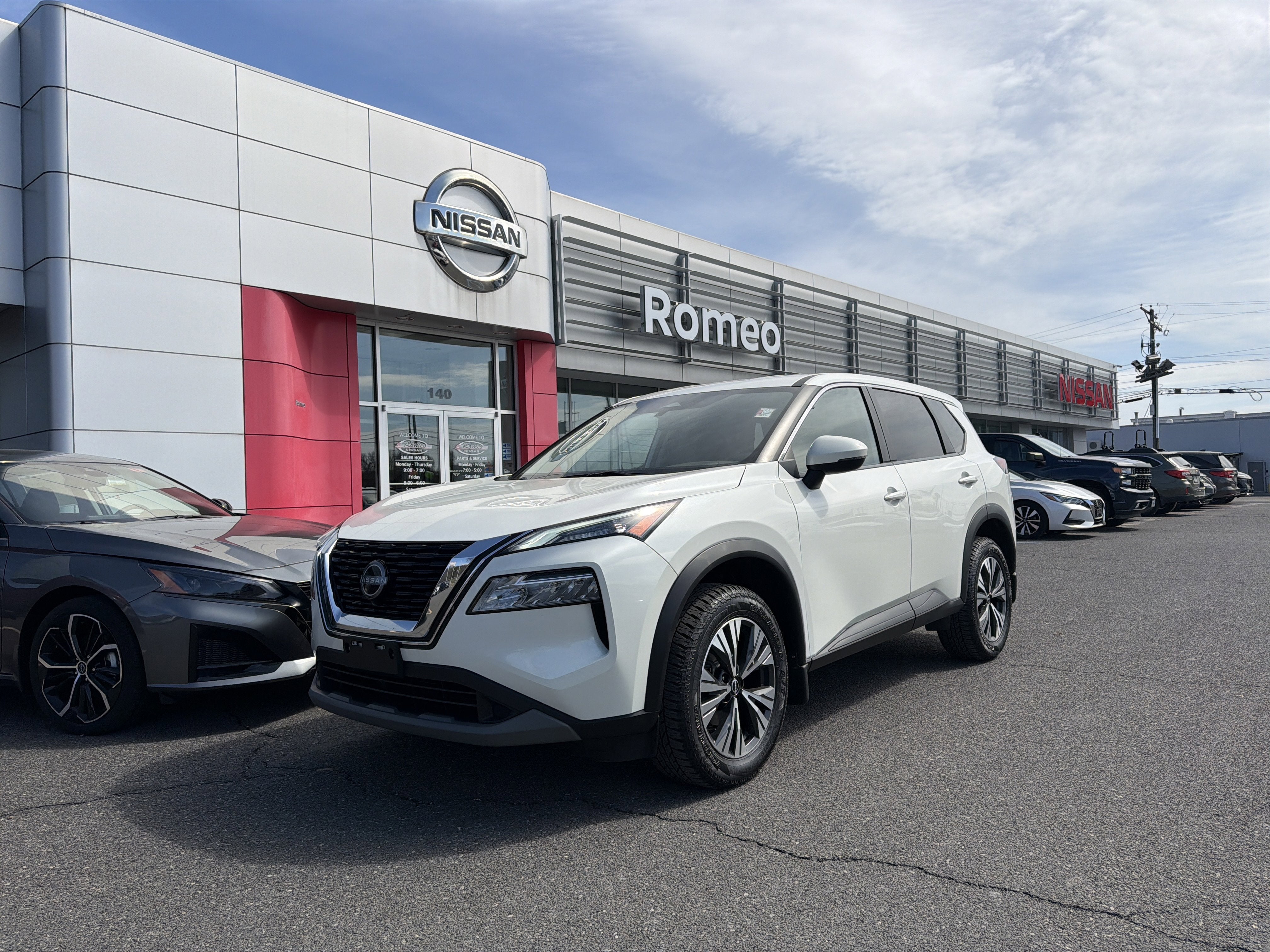 2023 Nissan Rogue SV