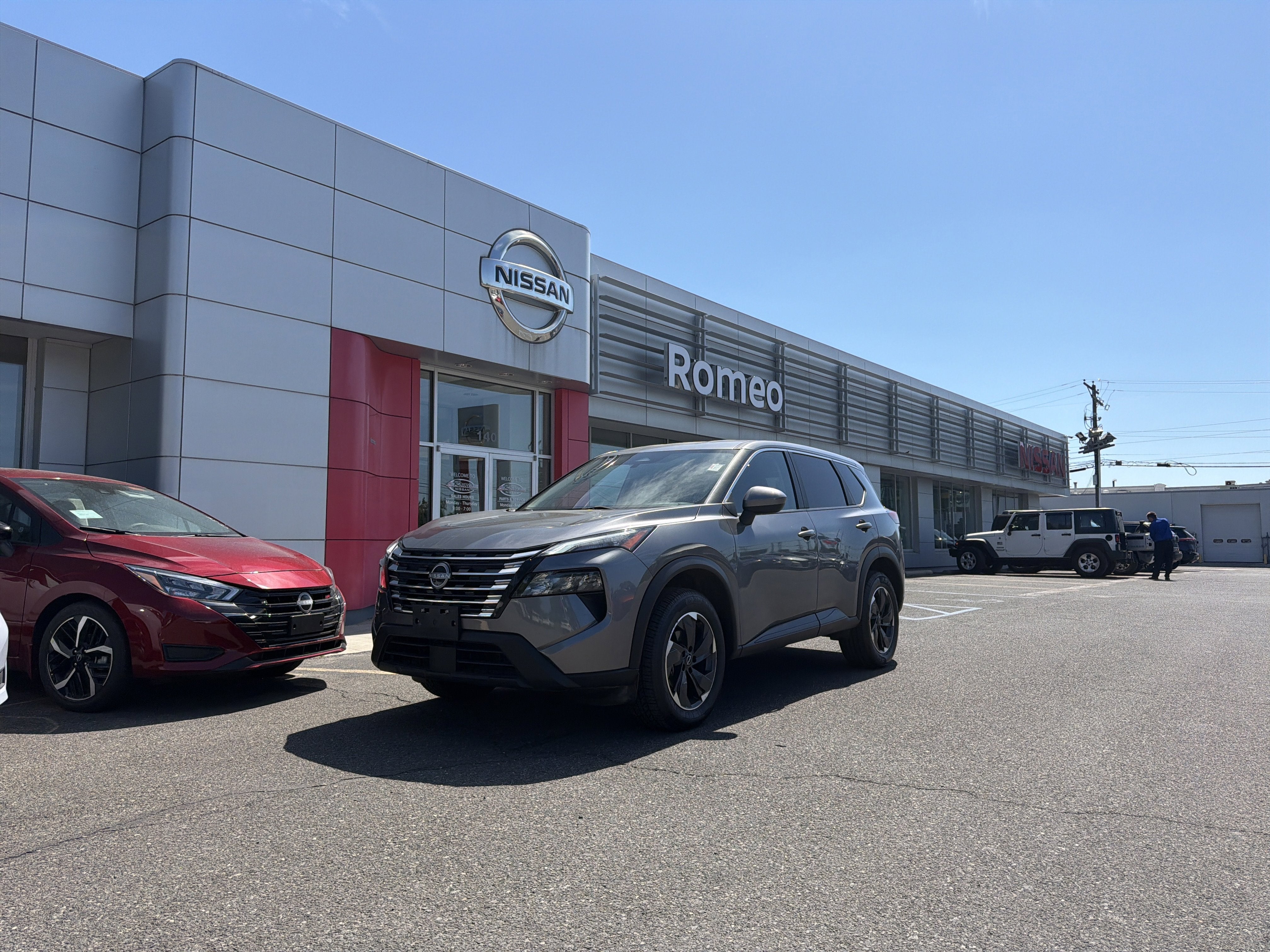 2024 Nissan Rogue SV