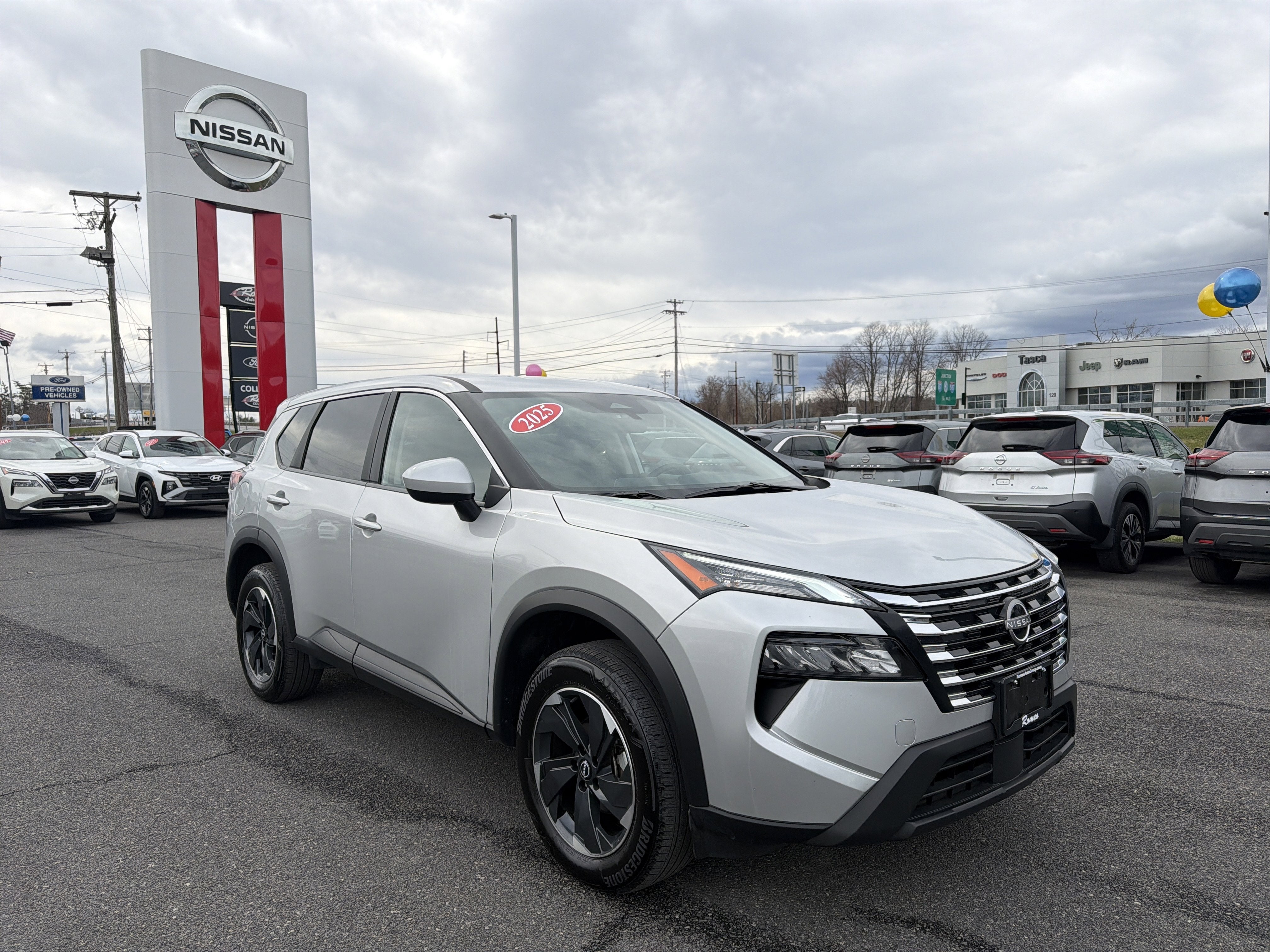 2025 Nissan Rogue SV