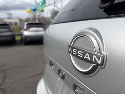 2025 Nissan Rogue SV