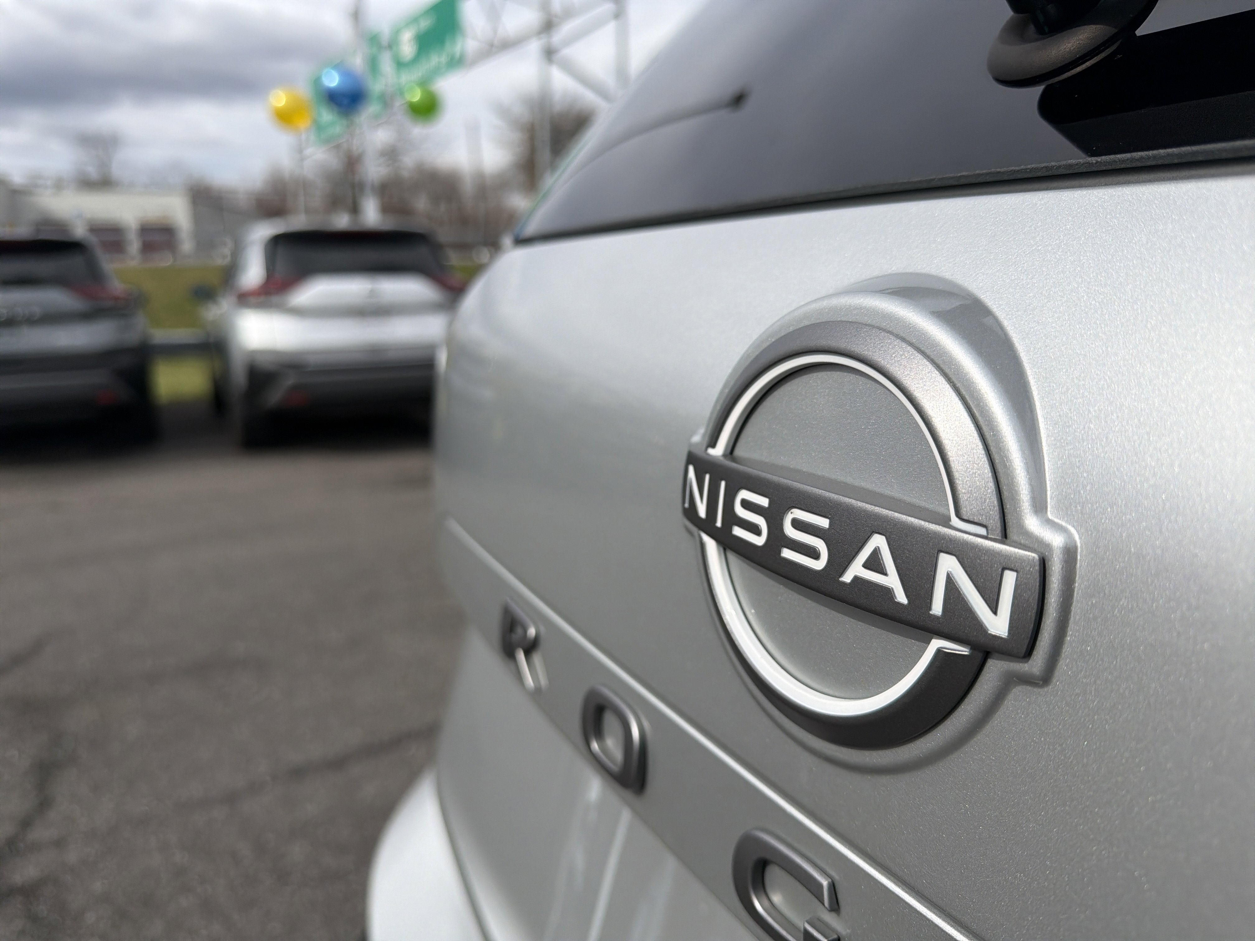 2025 Nissan Rogue SV