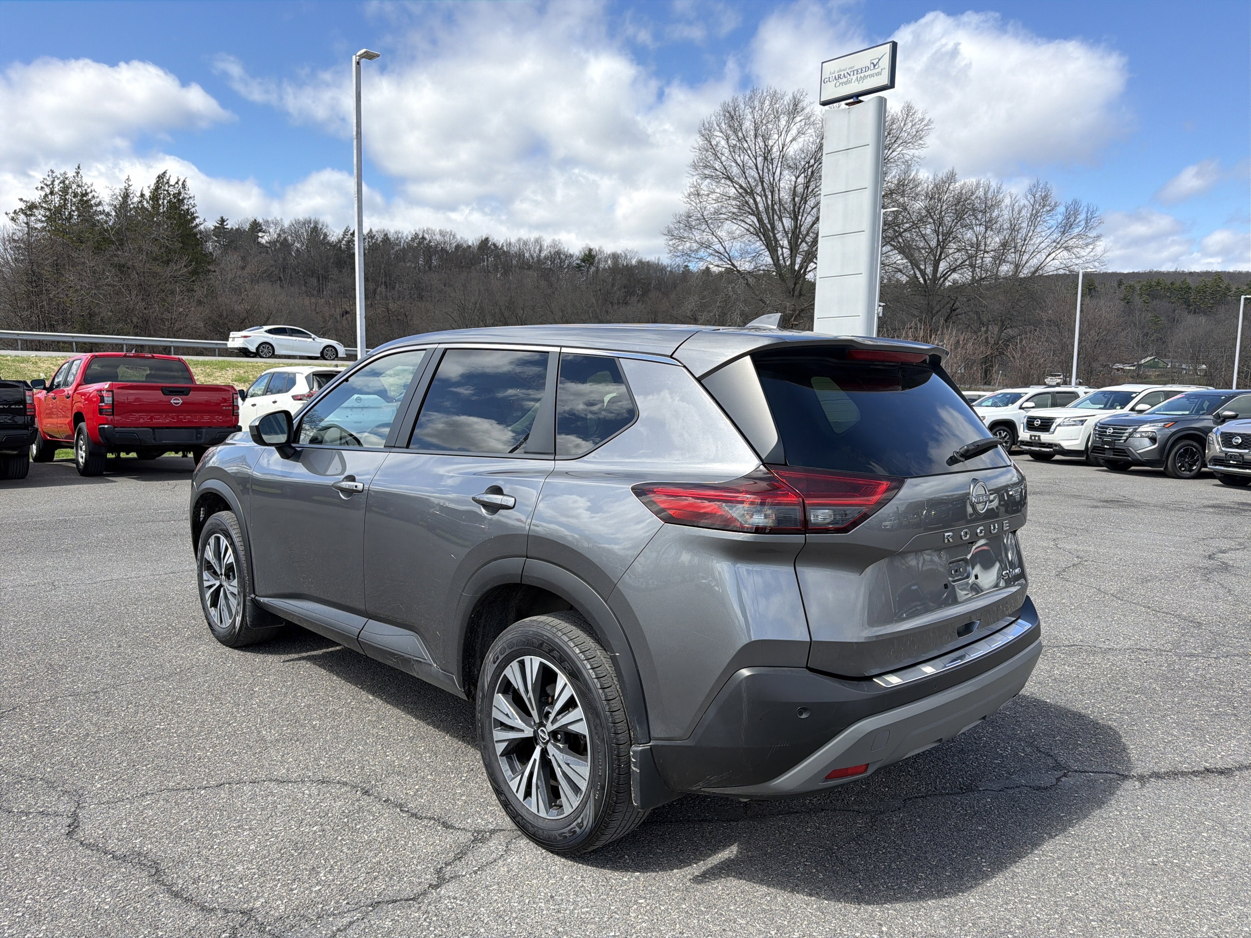 2023 Nissan Rogue SV