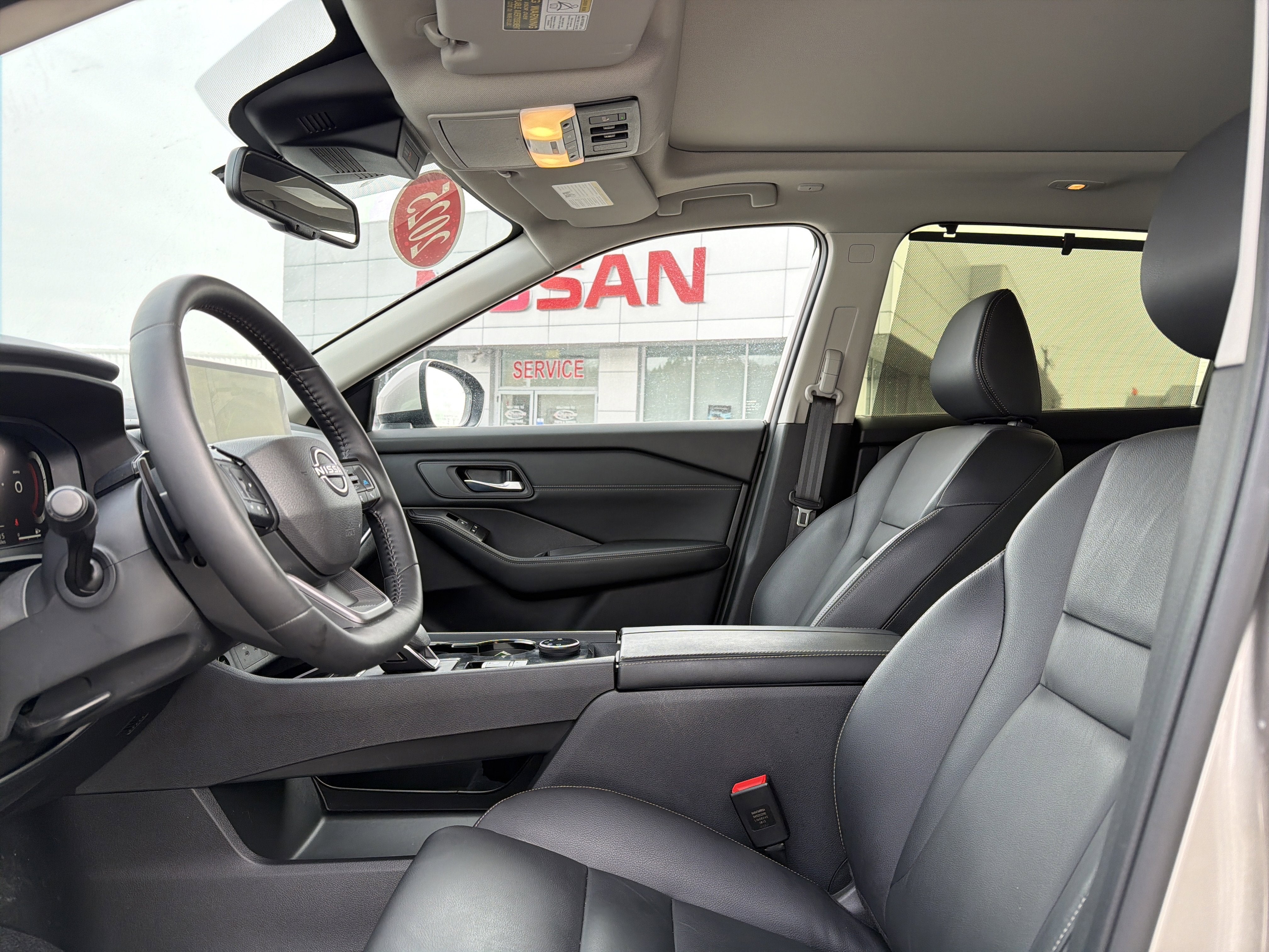 2025 Nissan Rogue SL