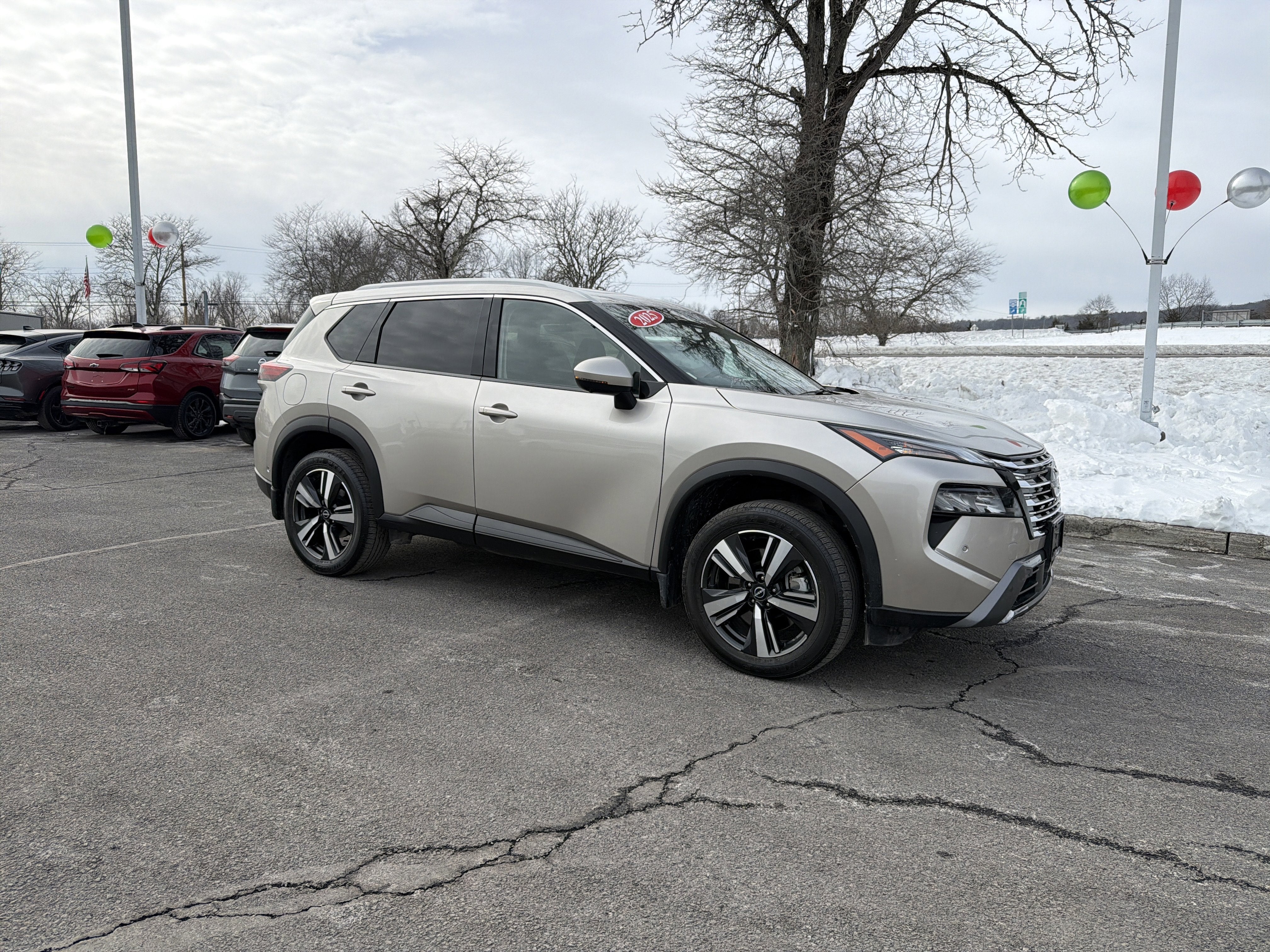 2025 Nissan Rogue SL