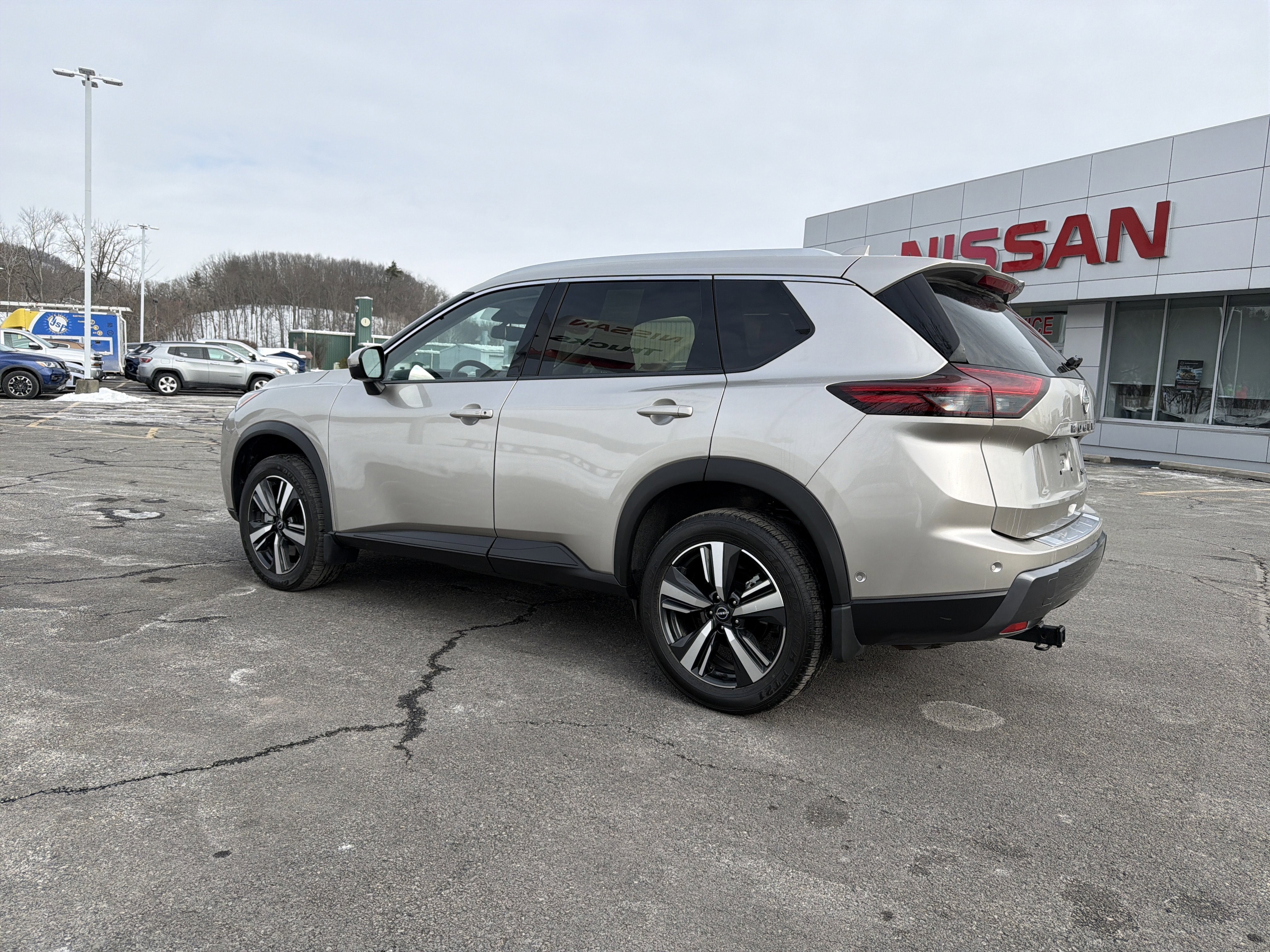 2025 Nissan Rogue SL