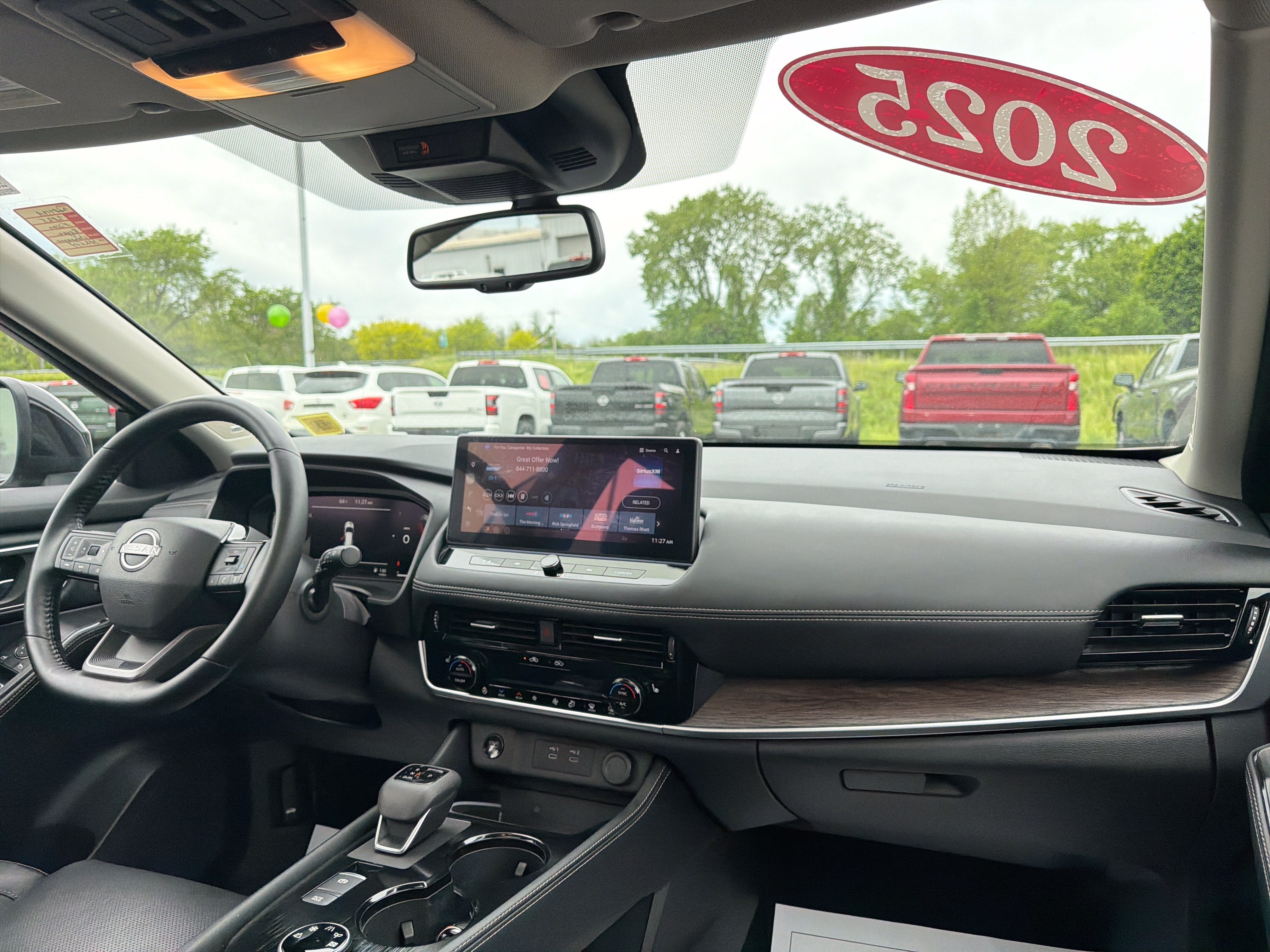 2025 Nissan Rogue Platinum