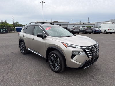 2025 Nissan Rogue Platinum